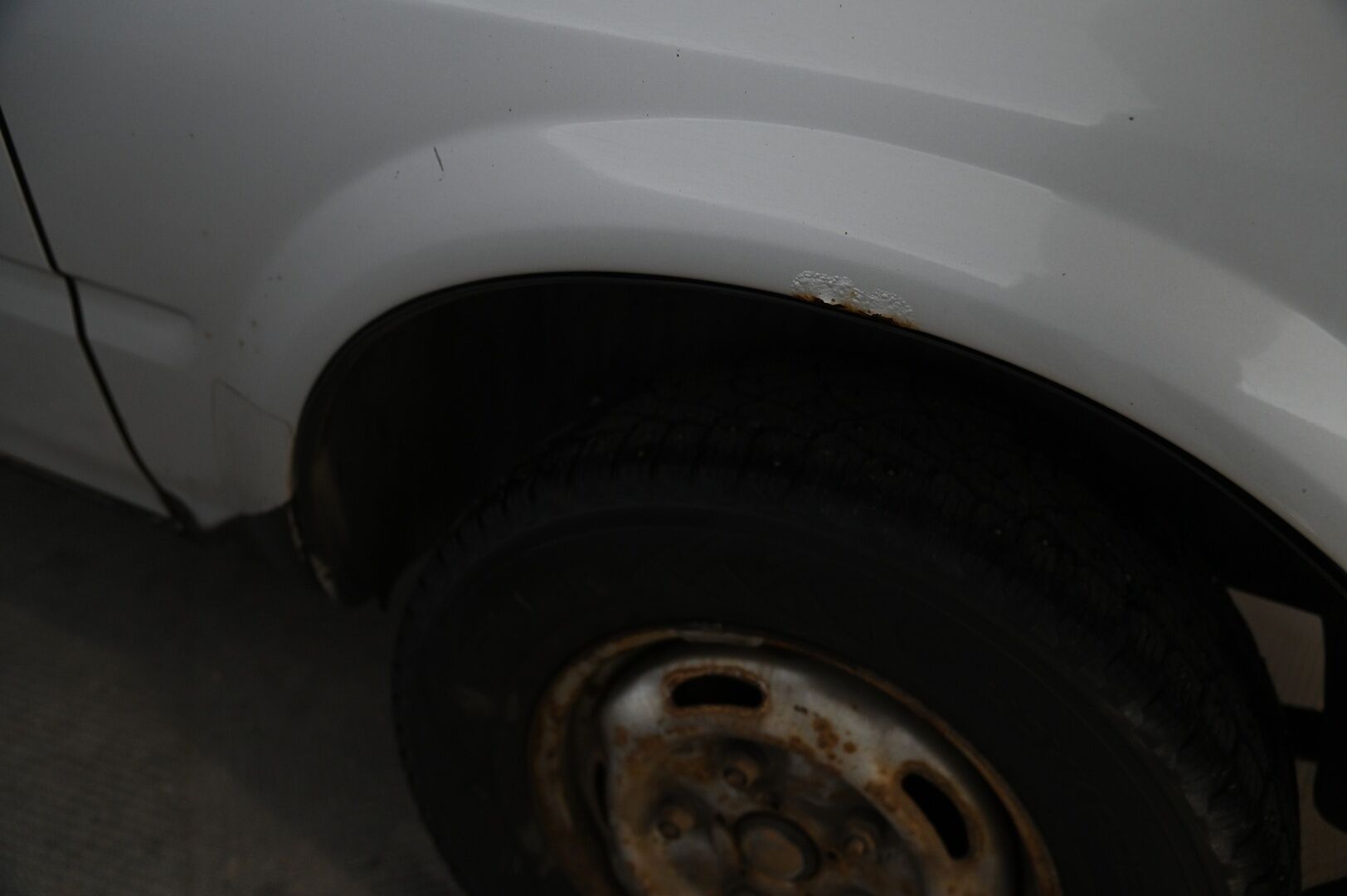 Ford Transit 2007 TRANSIT 300M LOW VAN * * -YritysOutlet - Myydään vain yrityksille / Läpijuostava - * Tämä auto myydään YritysOutlet -valikoimasta vain yritykselle * 