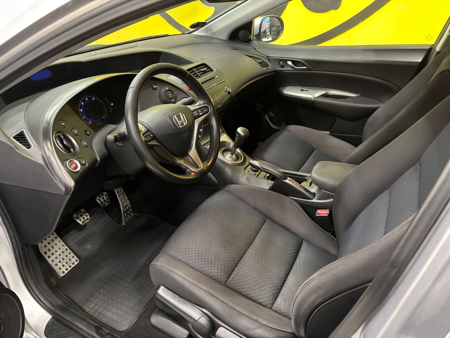 Honda Civic 2009 5D 1,8i Sport *Suomi-auto / Lohko / Vakkari / Tutkat* - 2x Renkaat & Vanteet / Juuri saapunut!