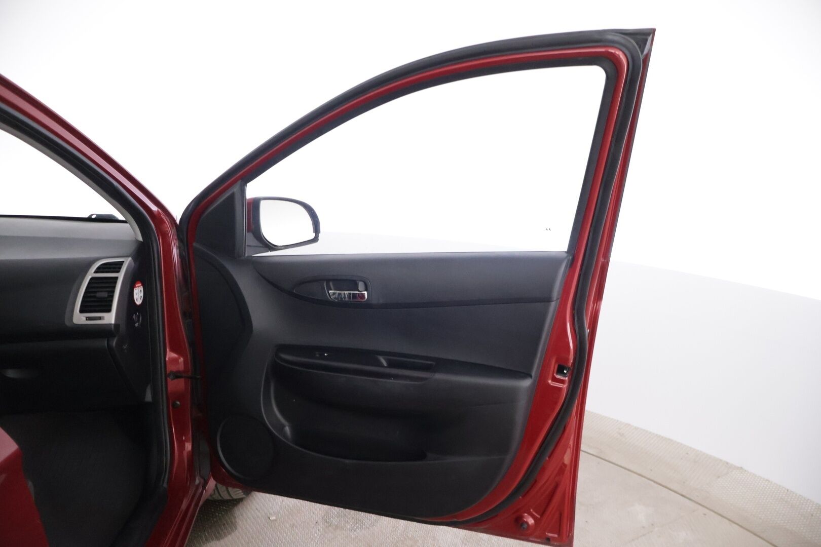 Hyundai i20 2009 1,4 Comfort 5d - YritysOutlet - Myydään vain yrityksille