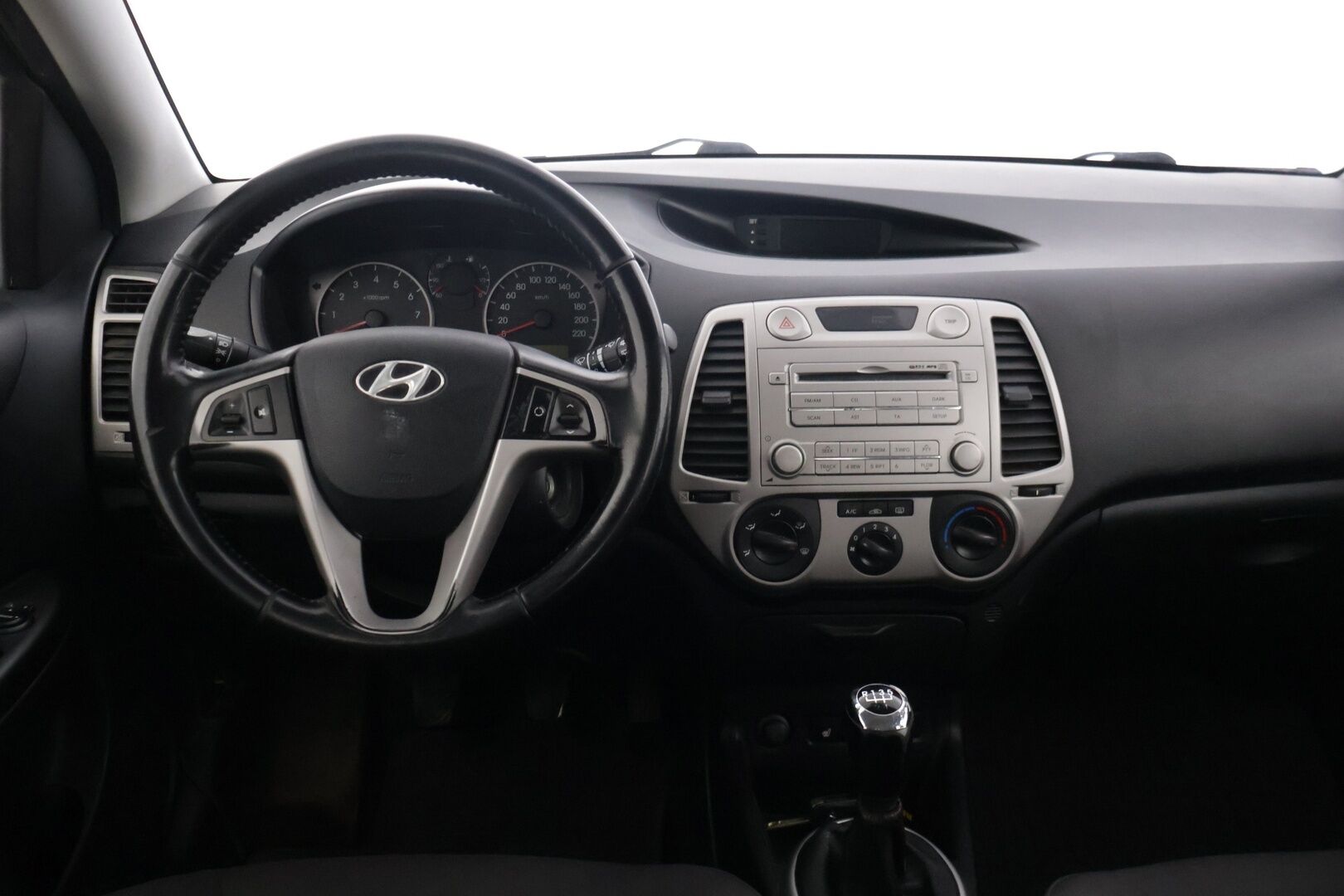 Hyundai i20 2009 1,4 Comfort 5d - YritysOutlet - Myydään vain yrityksille