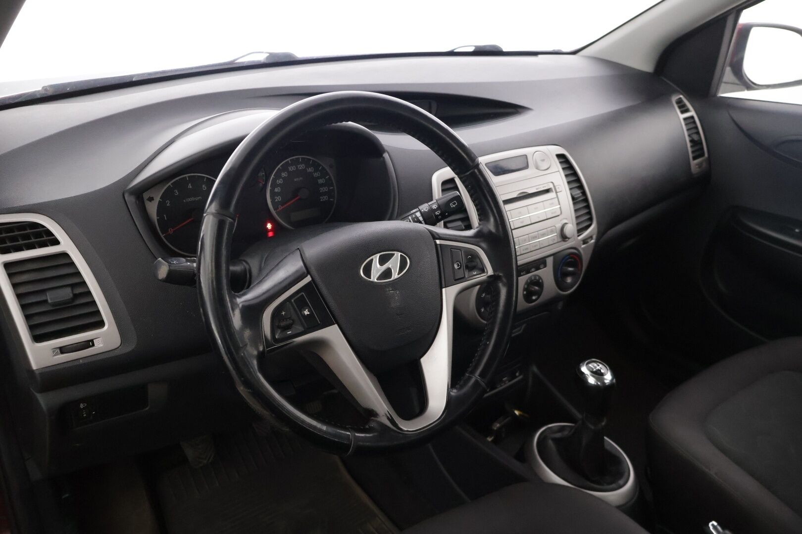 Hyundai i20 2009 1,4 Comfort 5d - YritysOutlet - Myydään vain yrityksille