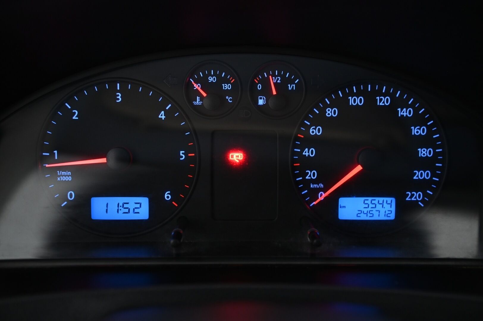 Volkswagen Transporter 2007 TRANSPORTER 2.5TDI 4MOTION-7HCA-KOMBI-N-4X4/340 - 9 Paikkainen harvinaisuus TULOSSA MYYNTIIN! 