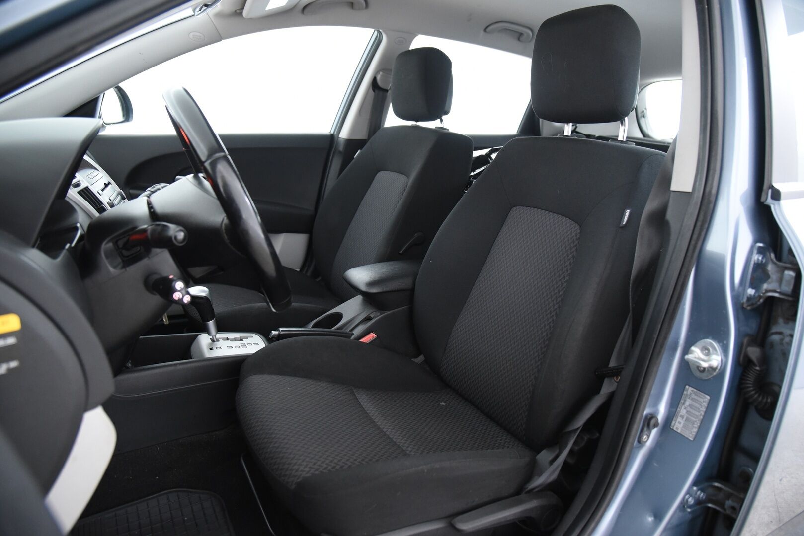 Kia cee'd 2009 1,6 EX HB 5D A/T / YritysOutlet - Myydään vain yrityksille - YritysOutlet - Myydään vain yrityksille