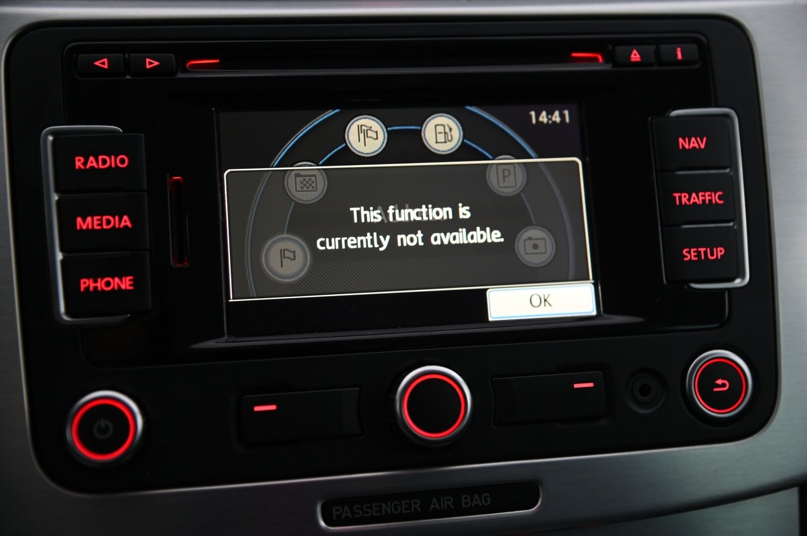 Volkswagen Passat 2010 (NW):	Variant Highline 2,0 TDI 125 kW (170 hv) 4MOTION * MYYDÄÄN - YRITYS OUTLET - MYYDÄÄN - YRITYS OUTLET 