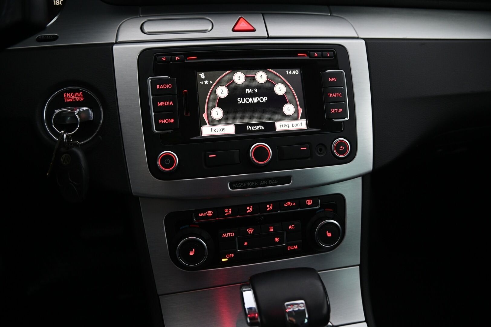 Volkswagen Passat 2010 (NW):	Variant Highline 2,0 TDI 125 kW (170 hv) 4MOTION * MYYDÄÄN - YRITYS OUTLET - MYYDÄÄN - YRITYS OUTLET 