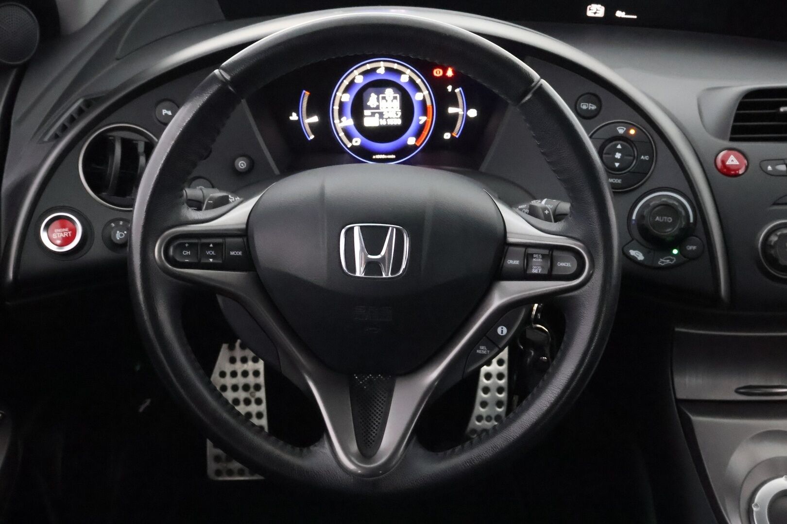 Honda Civic 2010 5D 1,4i Sport i-Shift * Suomiauto / Vetokoukku / Lohko & Sisäpistoke / Vakkari - Hyvin huollettu / 2x Renkaat Aluvantein!