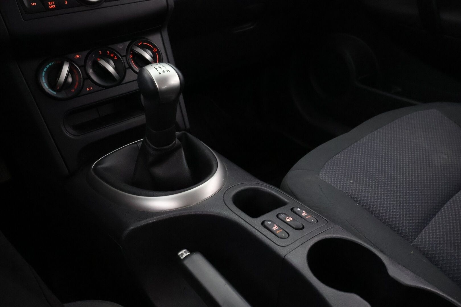 Nissan Qashqai 2010 1,6L Visia 2WD 5MT MY10 - *MYYDÄÄN HUUTOKAUPAT.COM*