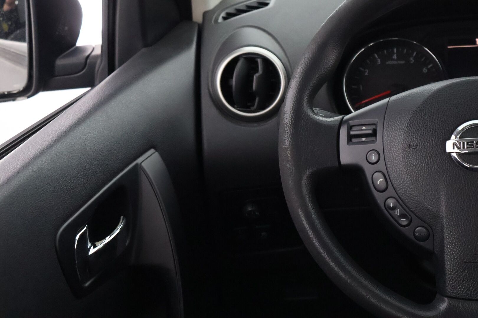 Nissan Qashqai 2010 1,6L Visia 2WD 5MT MY10 - *MYYDÄÄN HUUTOKAUPAT.COM*