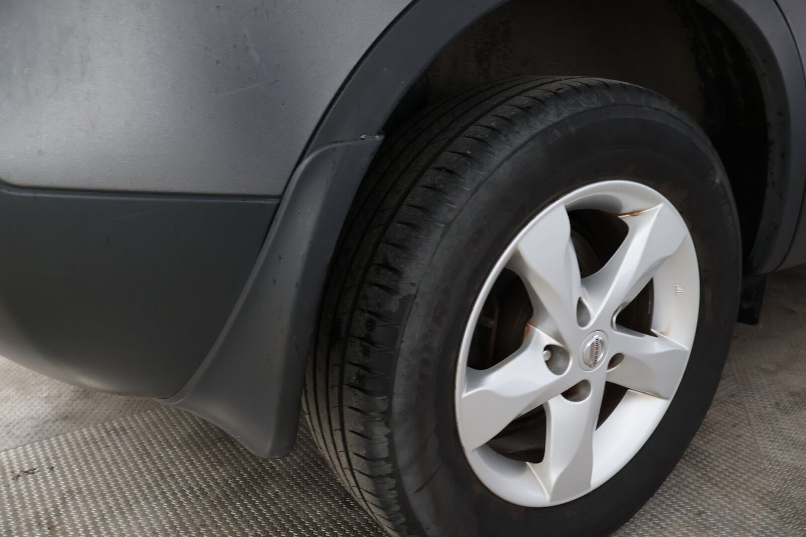 Nissan Qashqai 2010 1,6L Visia 2WD 5MT MY10 - *MYYDÄÄN HUUTOKAUPAT.COM*