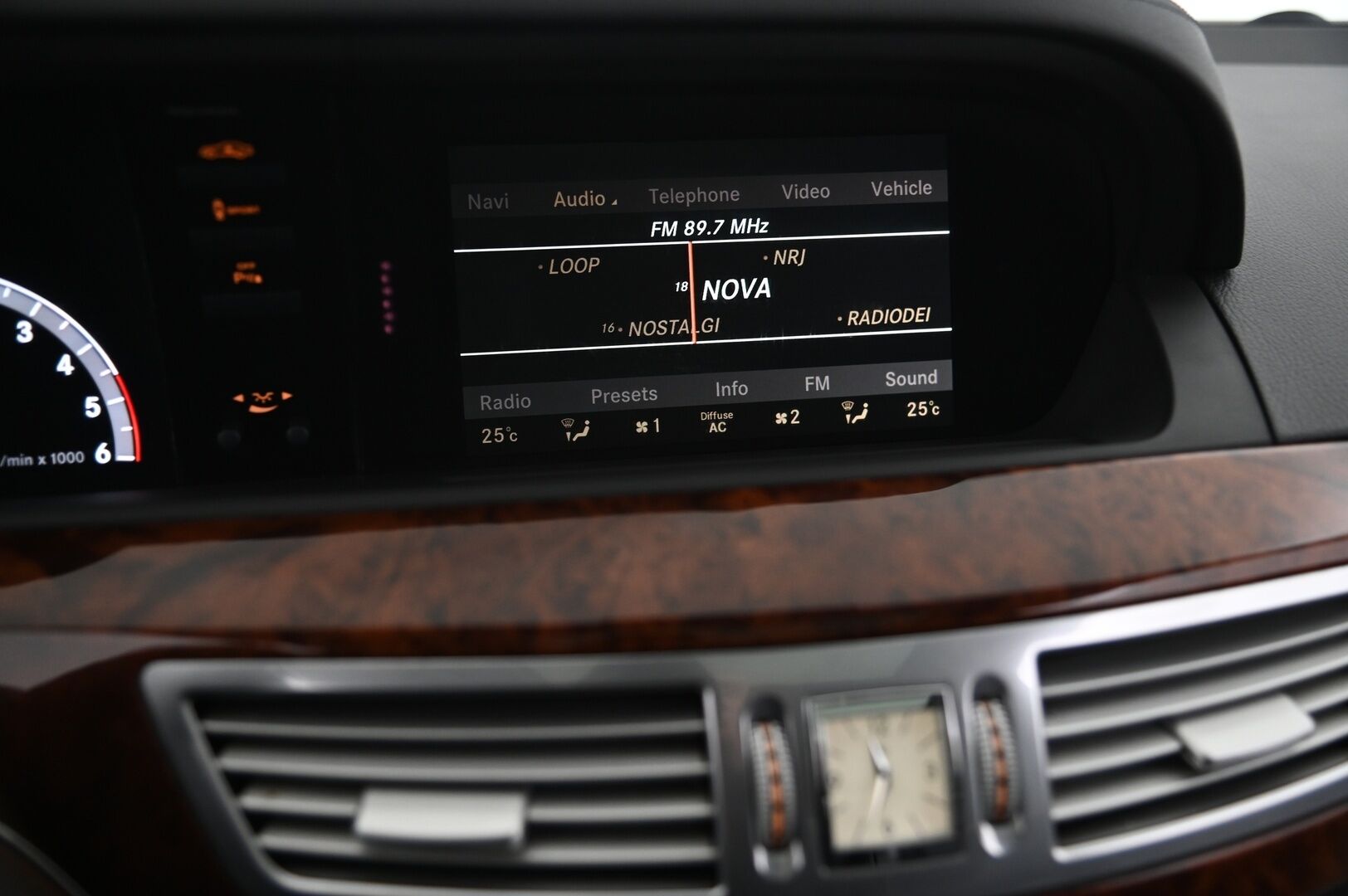 Mercedes-Benz S 2010 350 BlueTec Lang Business *Lasikattoluukku / Harman&Kardon / Täyssähköpenkit* - *Soft Close / P-kamera / Navi / Juuri tullut* - Osta nyt, maksa vasta ensi vuonna