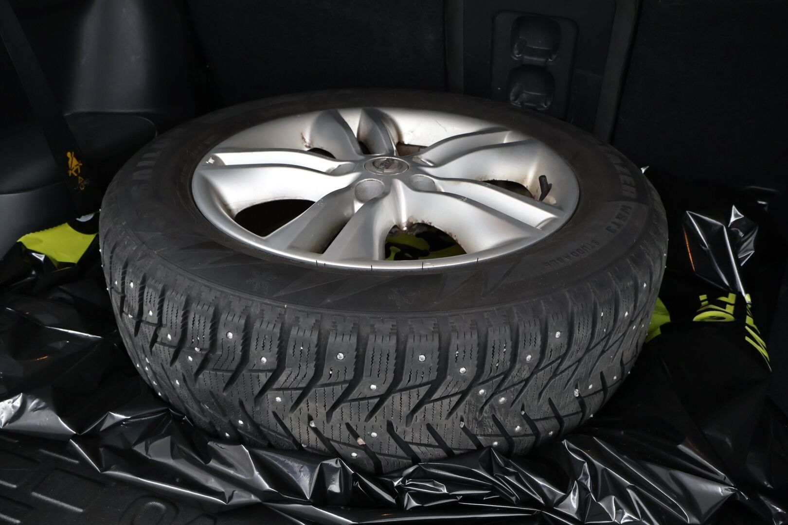 Nissan Qashqai+2 2011 2,0dCi DPF Acenta 4WD 6A/T MY11 - 7-Paikkainen | Suomiauto | Vakkari | Lasikatto | Peruutustutka | Vetokoukku | Lohko&Sisäpistoke! 