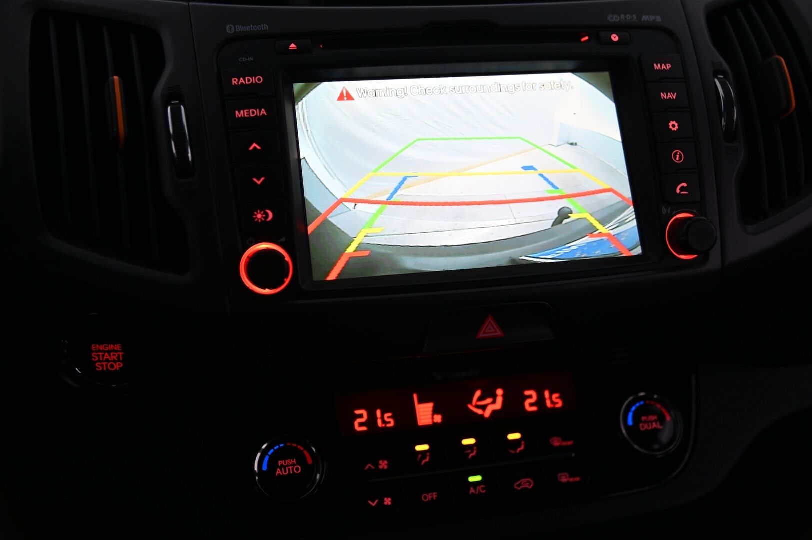 Kia Sportage 2011 2,0 AWD CRDi-R EX *Webasto / Panorama / Navi / P-kamera* - *Karjarauta / Lisä LED-valot / Pitkä leima*