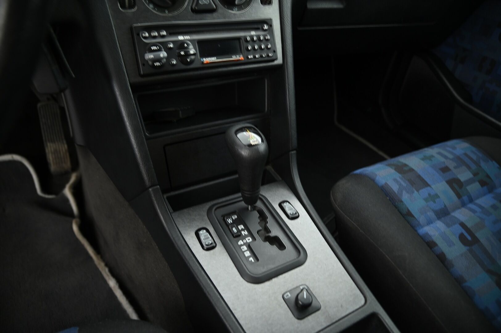 Mercedes-Benz C 1996 4D SEDAN C 230-AUTOMATIC-202023/269 *Myydään Huutokaupat.com*