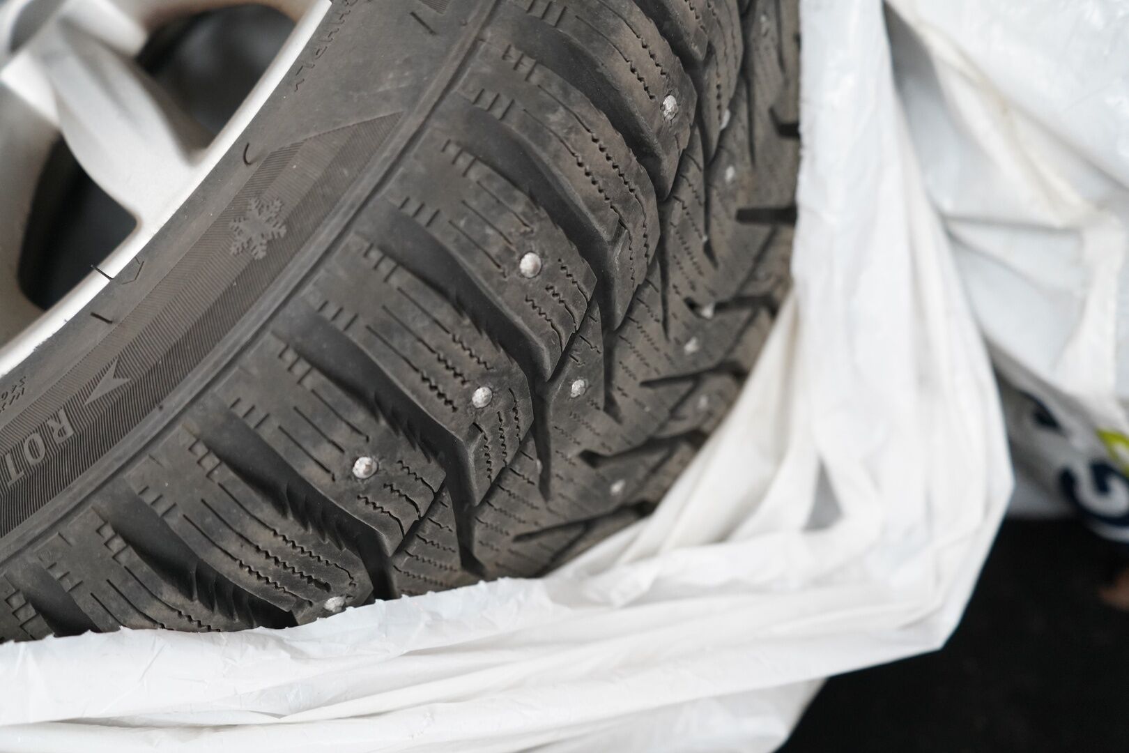 Ford Mondeo 2012 YritysOutlet - Myydään vain yrityksille - ACC | Webasto | Ilmastoidut nahat | Irrotettava vetokoukku | Kahdet renkaat alumiinivantein | Säntilliset huollot