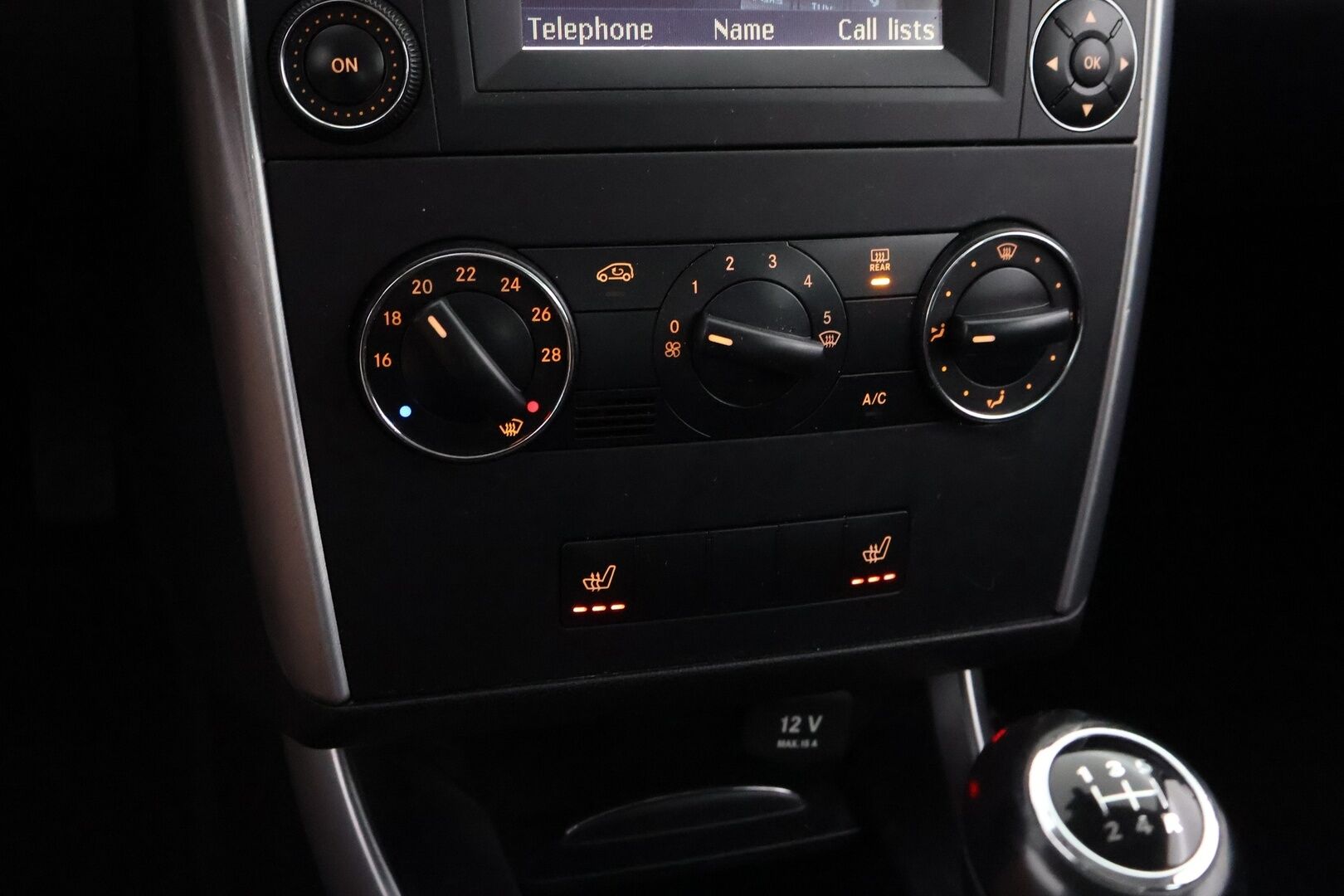 Mercedes-Benz B 2010 200 - Vakkari / Metalliväri / Ilmastointi / Merkkihuollot / Penkinlämmittimet / 2x Renkaat / Juuri tullut!