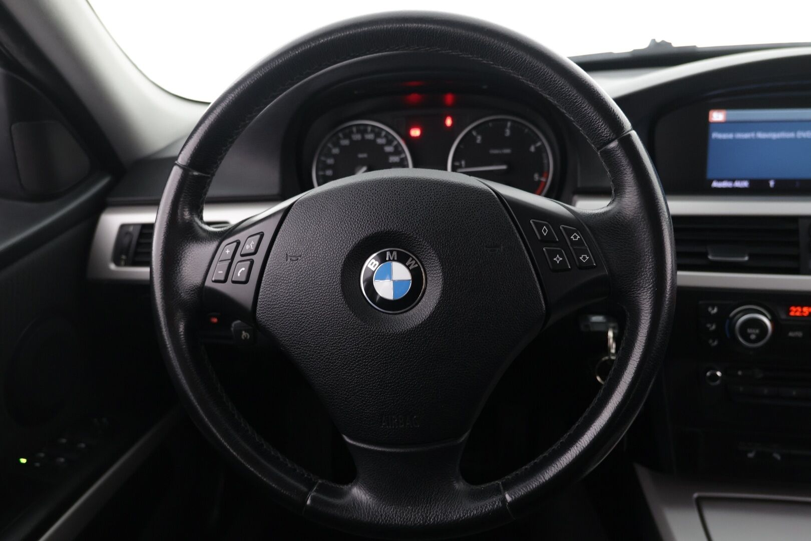 BMW 320 2008 E91 Touring */ Panoraama / Juuri katsastettu / Lohko /* *YritysOutlet, Myydään vain yrityksille!*