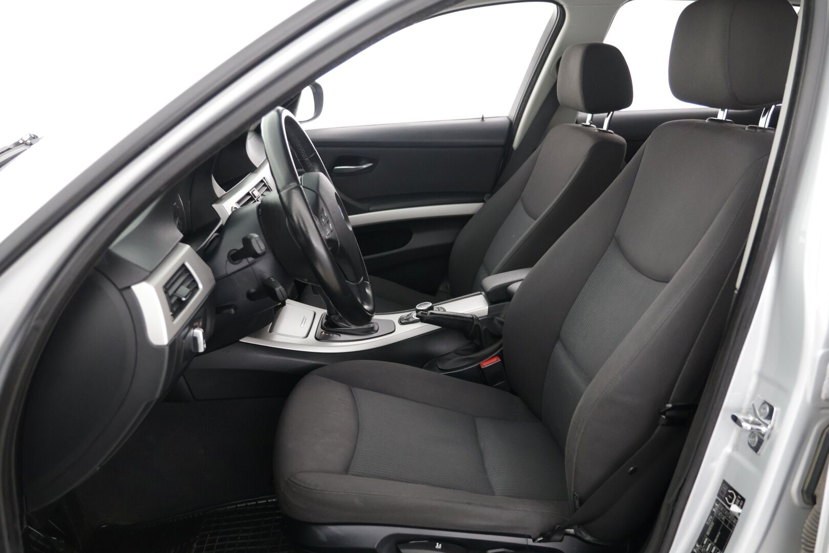 BMW 320 2008 E91 Touring */ Panoraama / Juuri katsastettu / Lohko /* *YritysOutlet, Myydään vain yrityksille!*