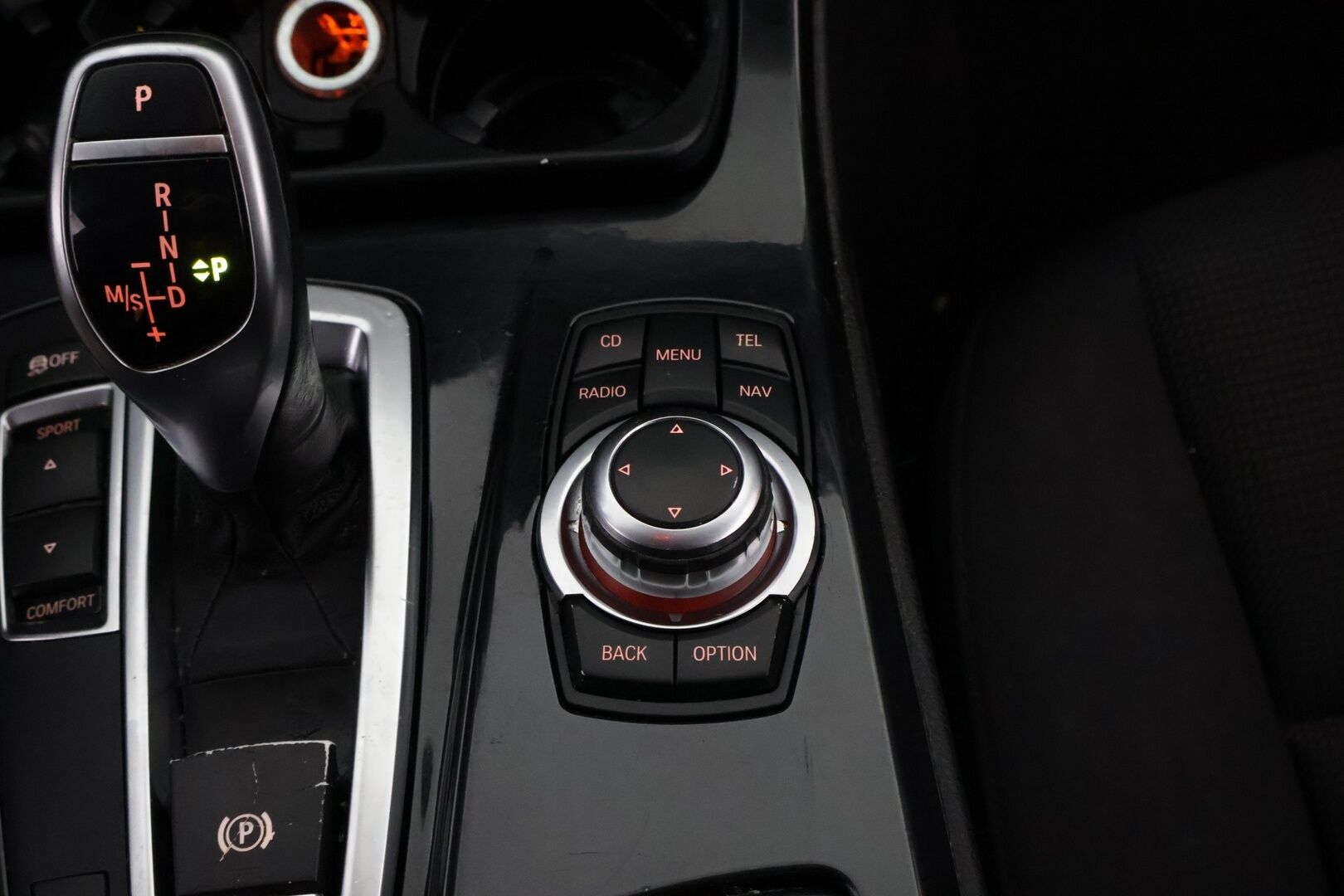 BMW 525 2012 TwinPower Turbo Sport A F10 Sedan Business- YritysOutlet - Myydään vain yrityksille - - YritysOutlet - Myydään vain yrityksille