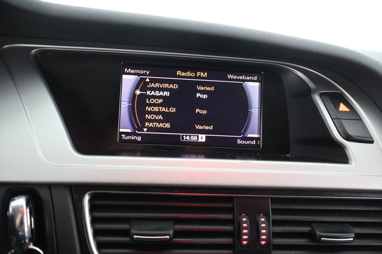 Audi A4 2011 Avant 2,0 TDI 105 kW multitronic / YritysOutlet - Myydään vain yrityksille - YritysOutlet - Myydään vain yrityksille / Tulossa myyntiin!