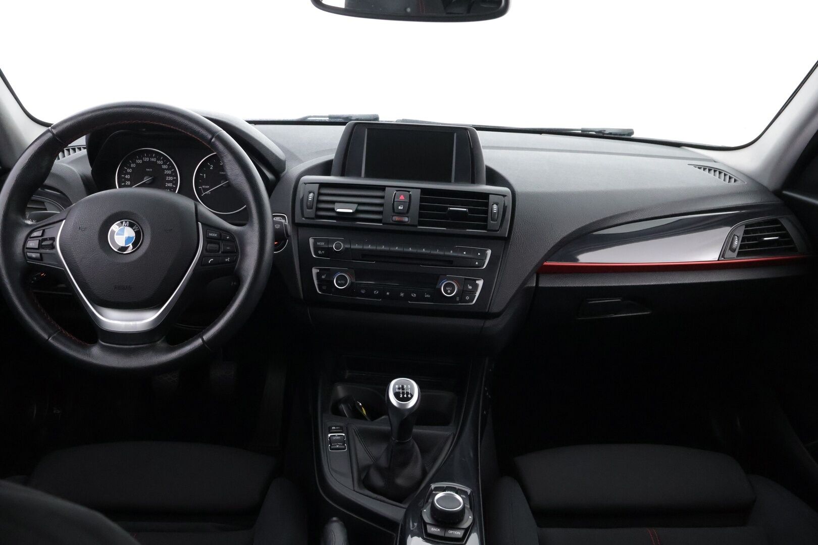 BMW 116 2012 F20 TwinPower Turbo Business - Suomiauto | Vetokoukku | Jakoketju vaihdettu | Sporttipenkit | Xenon | Metalliväri | Juuri tullut Tampereelle!