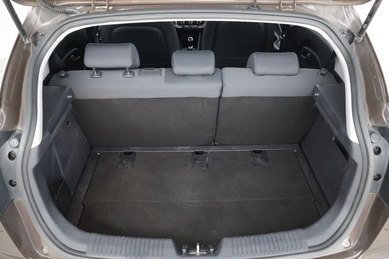 Kia Rio 2012 1,4 ISG EX 5D EcoDynamics - * Ratinlämmitin / Peruutustutkat / 2x Renkaat / Ilmastointi *