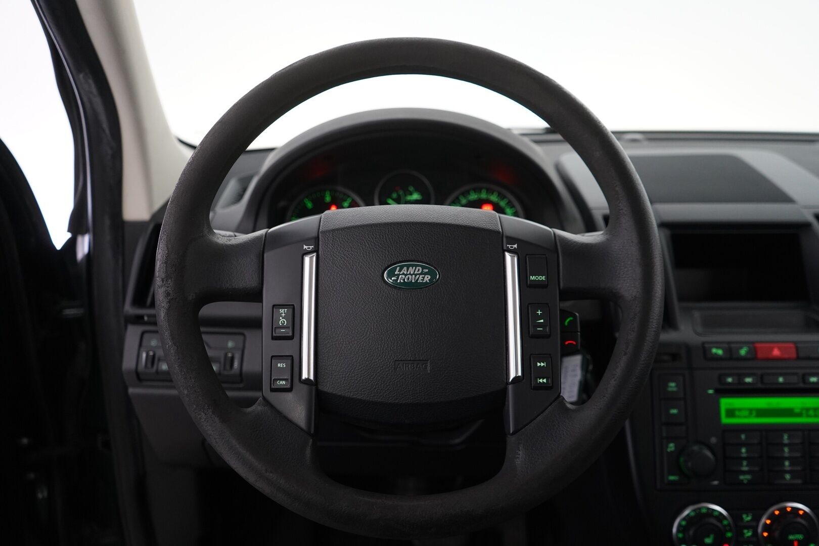 Land Rover Freelander 2012 2 2,2 TD4 S Aut - Suomi- auto | Webasto | Koukku | Alpine Sound System | Kahdet renkaat aluvantein | Seuraava katsastus 05.2027!