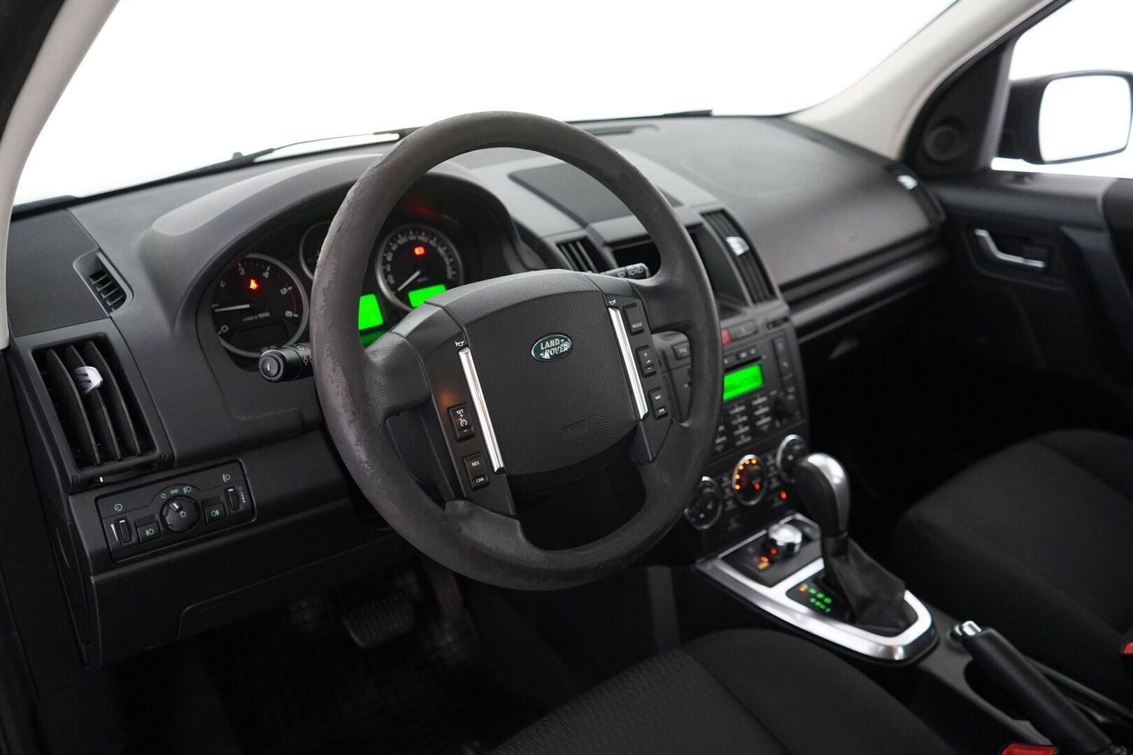 Land Rover Freelander 2012 2 2,2 TD4 S Aut - Suomi- auto | Webasto | Koukku | Alpine Sound System | Kahdet renkaat aluvantein | Seuraava katsastus 05.2027!