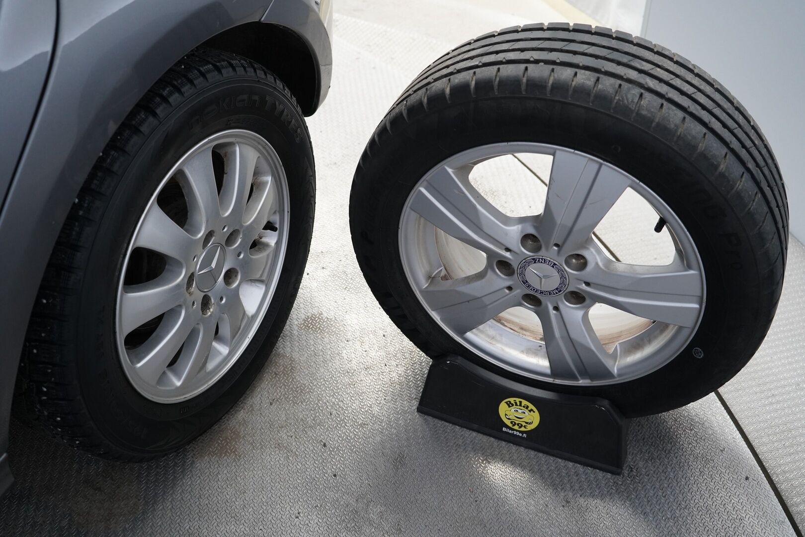 Mercedes-Benz A 2012 160 BE 5D Premium Business * Vakkari / Puolinahat / Tutkat / Penkinlämmittimet / Ilmastointi * - Suomi-auto / Kadet OEM vanteet / 1 / 26 Katsastettu / Myydään juuri huollettuna