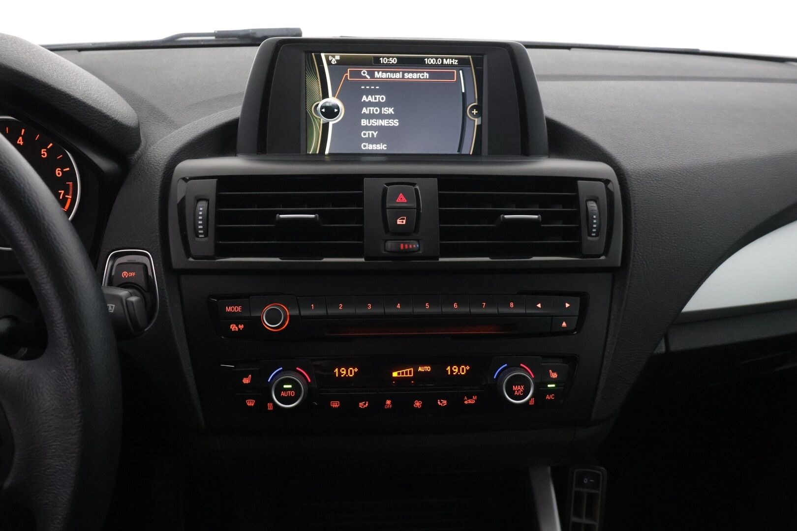 BMW 114 2013 F21 TwinPower Turbo Business *YritysOutlet - Myydään vain yrityksille* - YritysOutlet - Myydään vain yrityksille