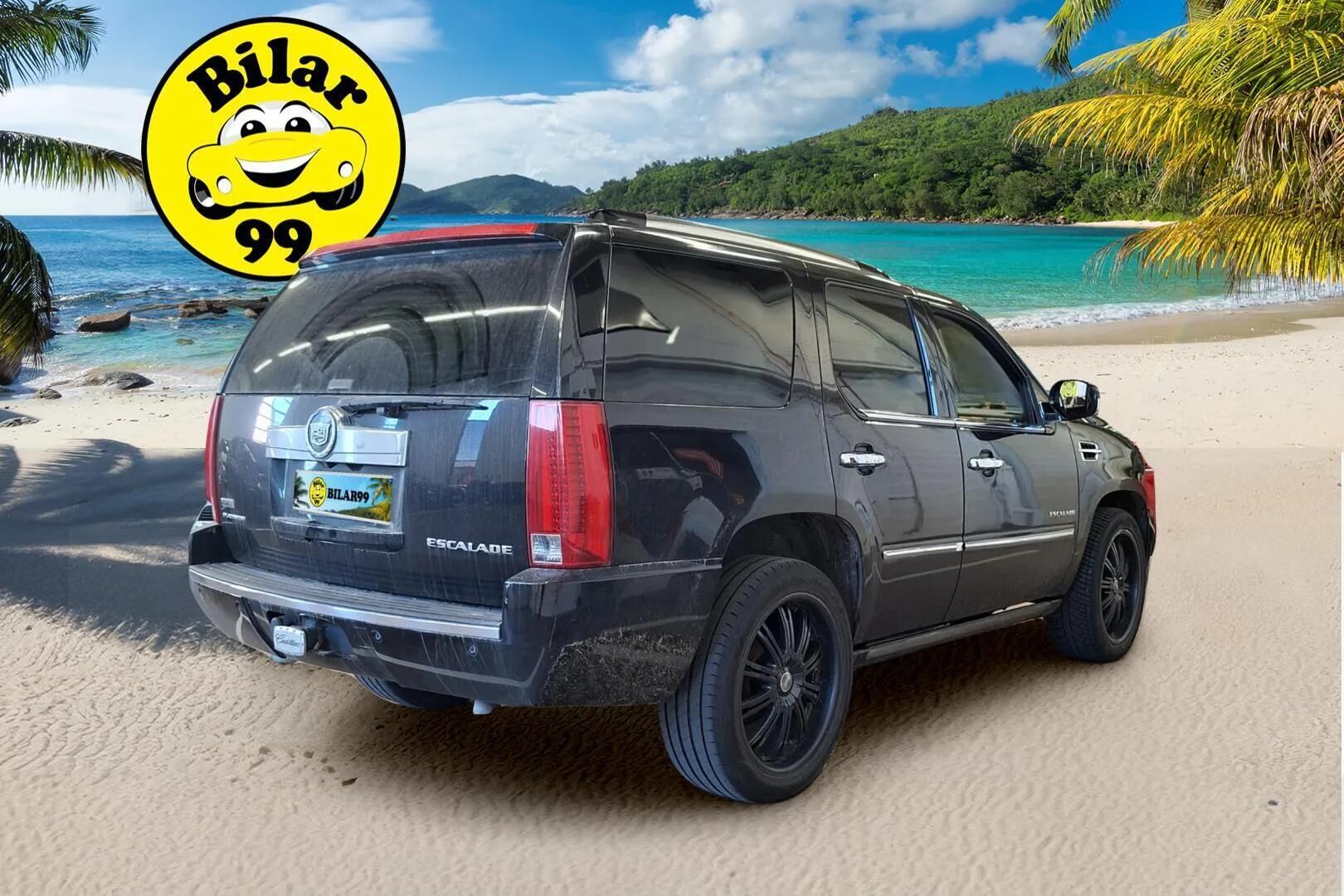 Cadillac Escalade 2012 Platinium - | Juuri katsastettu | Suomi-Auto | Bose-soundsystem | BLISS | Platinium | Kahdet renkaat alumiinivanteilla | Ilmastoidut etupenkit | Kattoluukku | 6-paikkainen | 