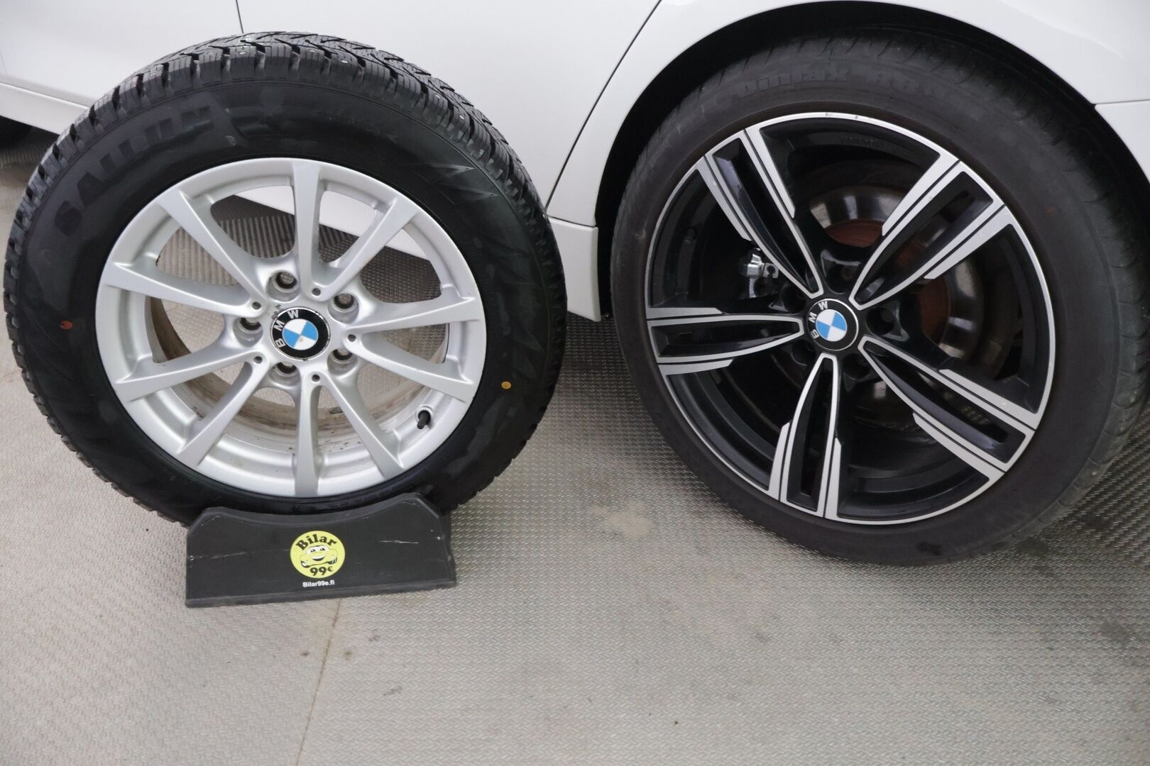 BMW 320 2013 F30 Sedan 320i TwinPower Turbo A xDrive Limited xDrive Edition  *YritysOutlet - Myydään vain yrityksille* - *Tämä auto myydään yritysOutlet valikoimasta vain yrityksille*