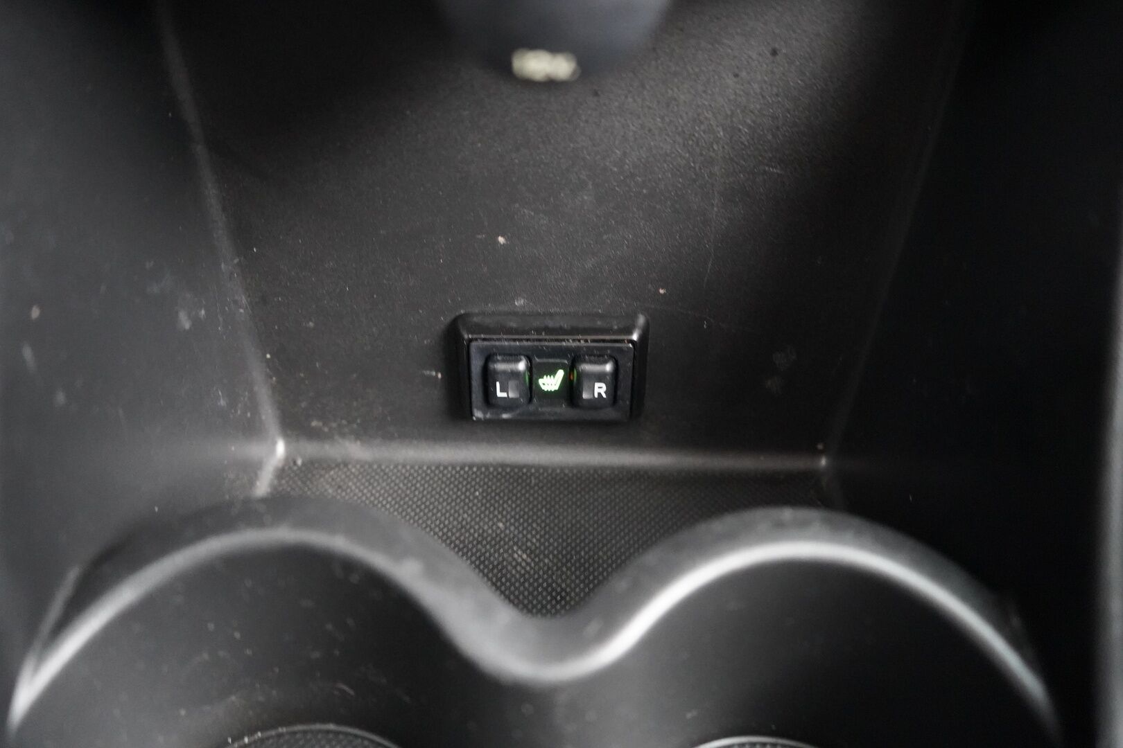 Toyota AYGO 2013 1,0 VVT-i Aygo Cool * Lohko+sisä / Penkinlämmittimet /