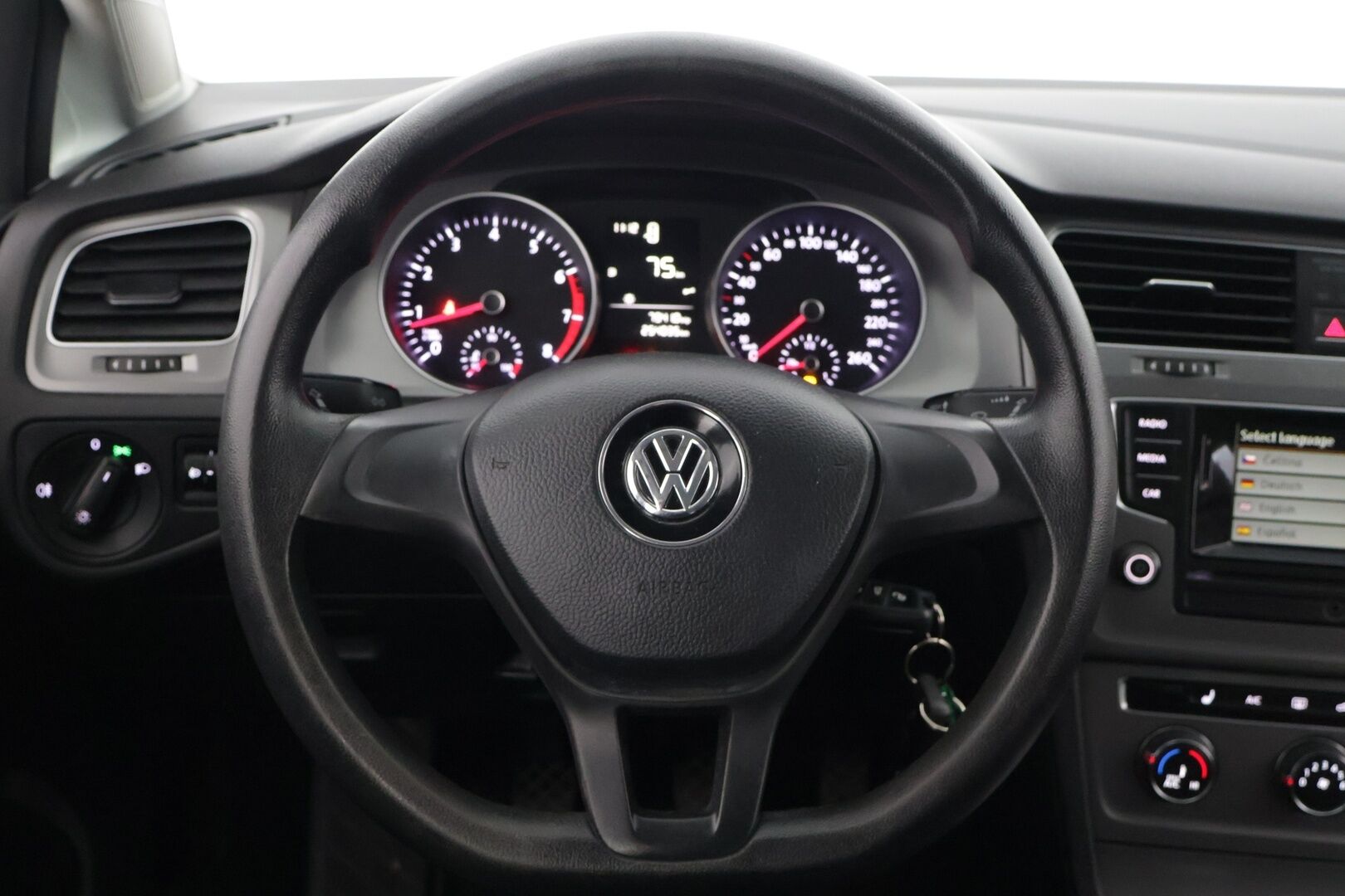 Volkswagen Golf 2013 Trendline 1,2 TSI 77 kW (105 hv) BlueMotion Technology 4-ovinen / Lohko / Suomi-auto / Huoltokirja / 2xrenkaat /