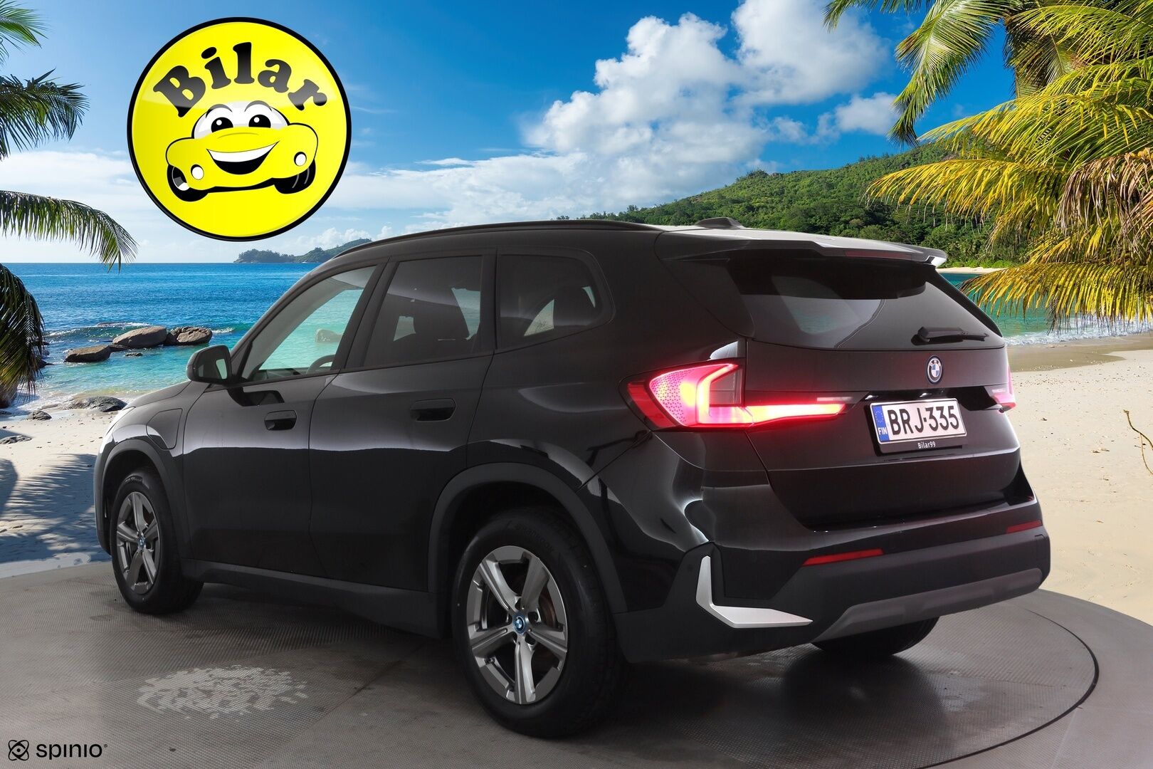 BMW X1 2024 U11 30e xDrive Charged Edition - | ACC | Lisälämmitin | Koukku | H/K | Widescreen | Hierova Muistipenkki | P.Kamera | Comfort Access | Apple&Android | 1.Om suomi-auto | Kahdet Renkaat | Merkkihuollettu |