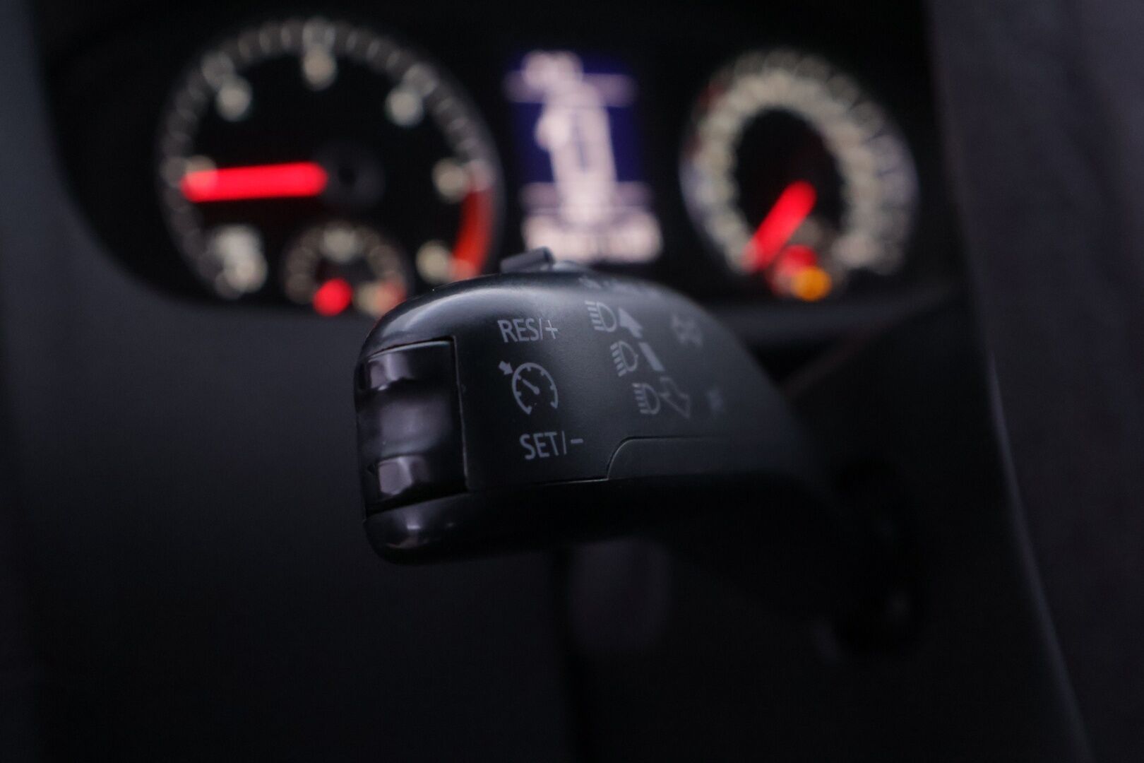 Volkswagen Caravelle 2014 Comfortline pitkä 2,0 TDI 103 kW 4Motion *8-paik / Vakkari / Koukku / Lohko / Suomiauto* - Hihna vaihdettu 198tkm / 8-paikkainen neliveto Suomiauto kaksilla hyväkuntoisilla renkailla! - HULLUT AVAJAISHULINAT KORKOTARJOUS 3,29 %