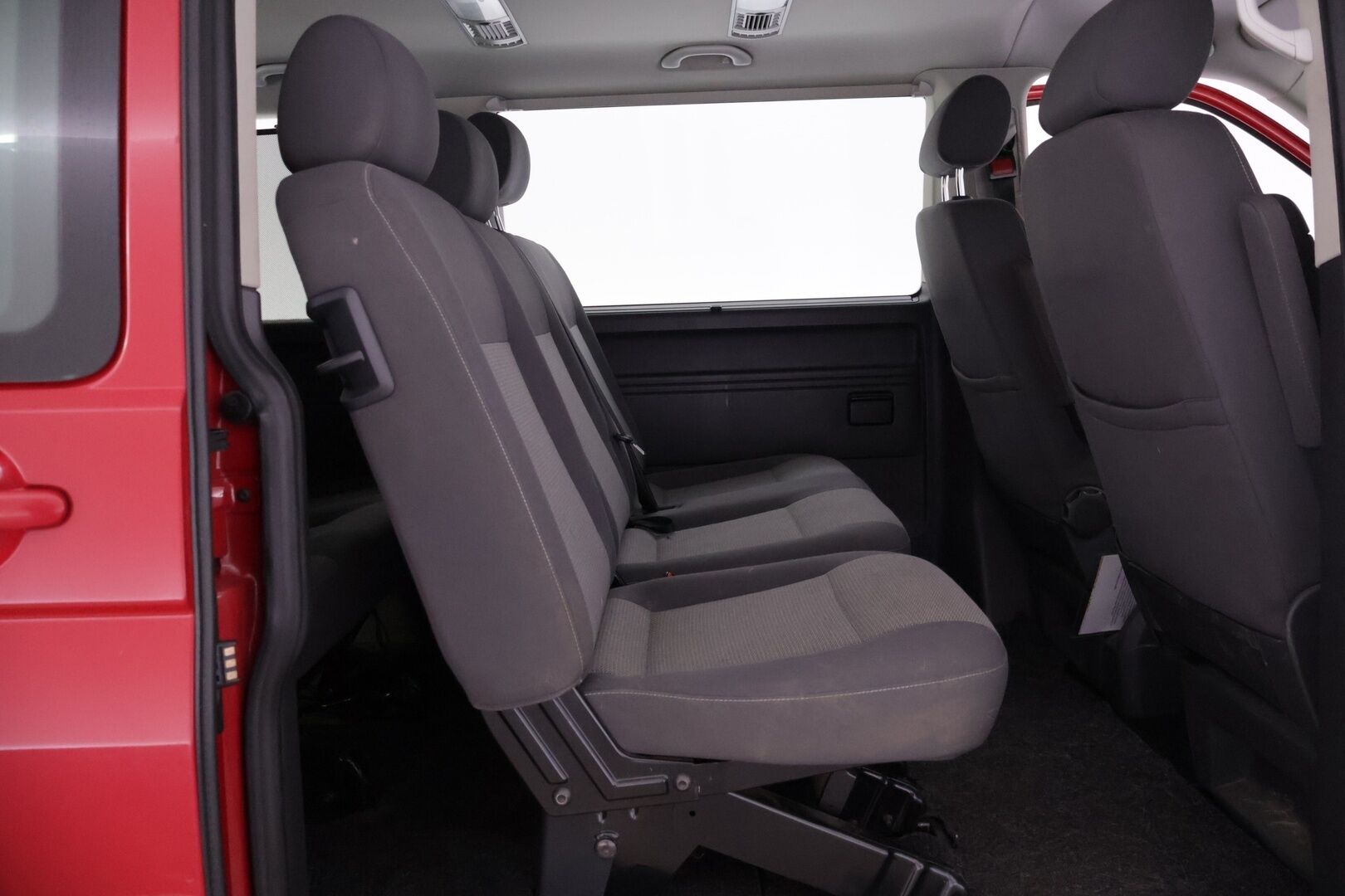 Volkswagen Caravelle 2014 Comfortline pitkä 2,0 TDI 103 kW 4Motion *8-paik / Vakkari / Koukku / Lohko / Suomiauto* - Hihna vaihdettu 198tkm / 8-paikkainen neliveto Suomiauto kaksilla hyväkuntoisilla renkailla! - HULLUT AVAJAISHULINAT KORKOTARJOUS 3,29 %