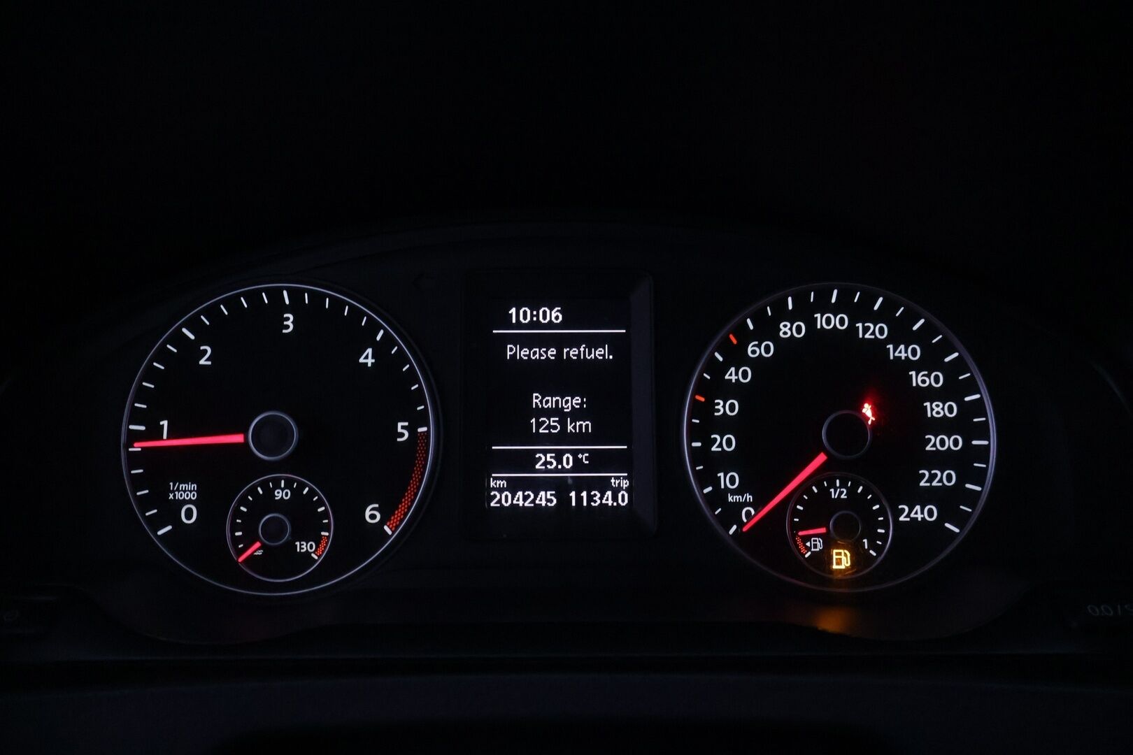 Volkswagen Caravelle 2014 Comfortline pitkä 2,0 TDI 103 kW 4Motion *8-paik / Vakkari / Koukku / Lohko / Suomiauto* - Hihna vaihdettu 198tkm / 8-paikkainen neliveto Suomiauto kaksilla hyväkuntoisilla renkailla! - HULLUT AVAJAISHULINAT KORKOTARJOUS 3,29 %