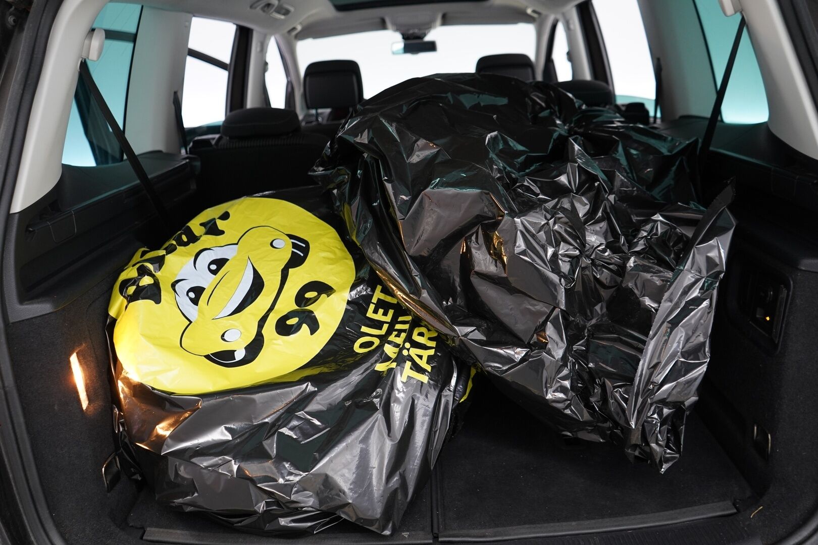 Seat Alhambra 2014 2,0 TDI 177 Style Business DSG 7H * Vakkari / Tutkat / Lohko /  Koukku / Lasikatto * - Suomi-auto / Myydään juuri katsastettuna & huollettuna / Kahdet OEM vanteet / 7-Paikkainen