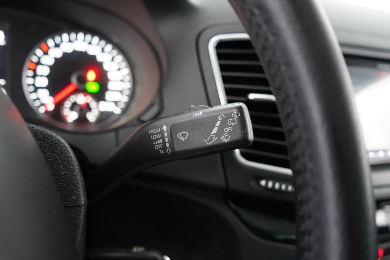 Seat Alhambra 2014 2,0 TDI 177 Style Business DSG 7H * Vakkari / Tutkat / Lohko /  Koukku / Lasikatto * - Suomi-auto / Myydään juuri katsastettuna & huollettuna / Kahdet OEM vanteet / 7-Paikkainen