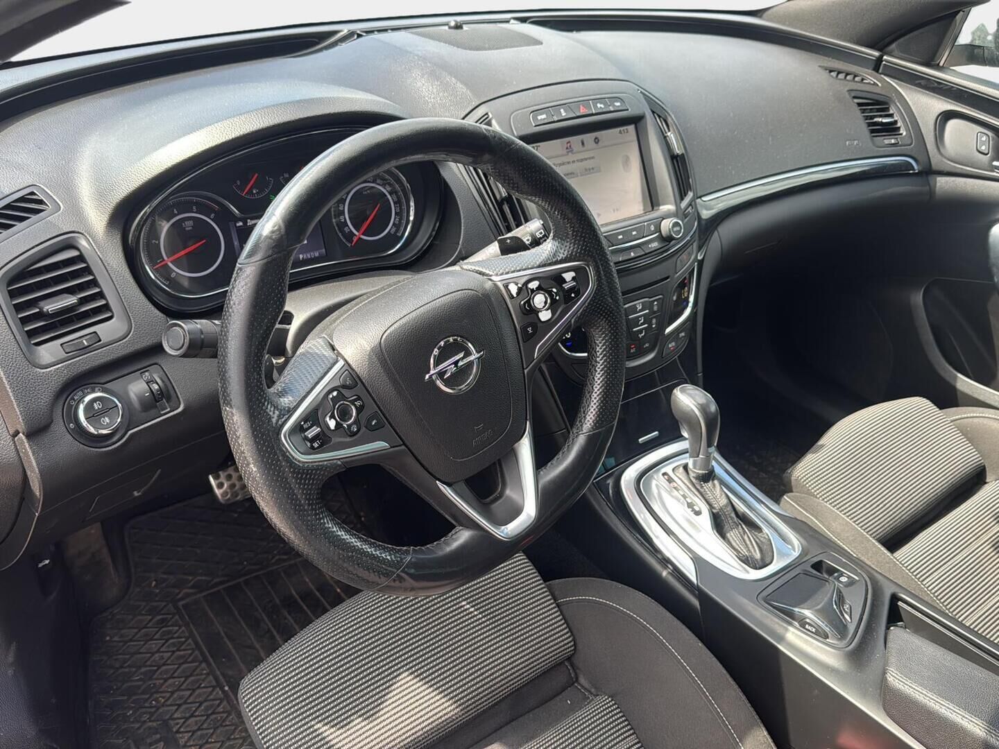 Opel Insignia 2014 Country Tourer 2,0 CDTI BiTurbo 4x4 143kW AT6 ** YritysOutlet - Myydään vain yrityksille - | Vakkari | Koukku | Keyless | Juuri katsastettu |