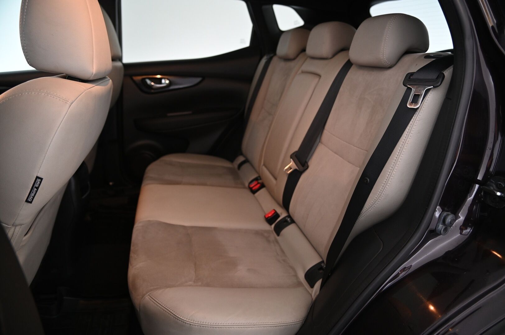 Nissan Qashqai 2014 1,6dCi Tekna 4WD 6M/T Driver Asst Alcantara Premier *Lasikatto/  Nahka-alcantara/  360 Kamera/  Blis/  Koukku* - Suomiauto / Juuri huollettu / Kattavat varusteet