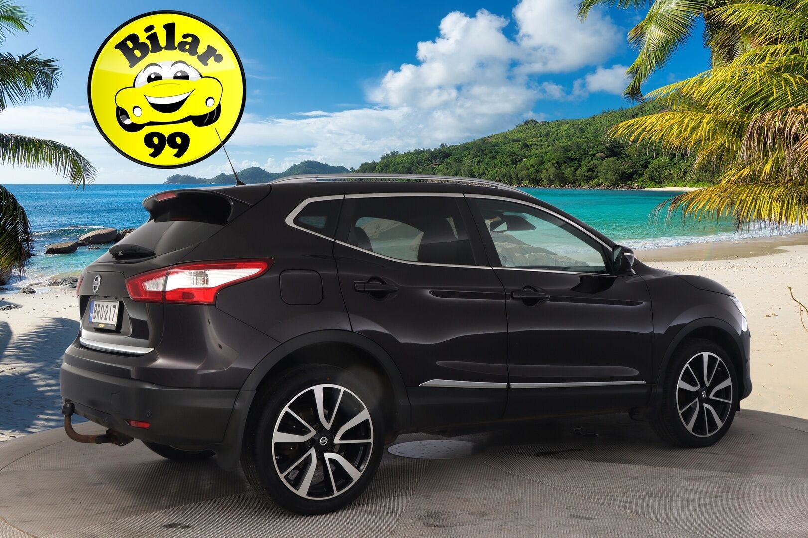 Nissan Qashqai 2014 1,6dCi Tekna 4WD 6M/T Driver Asst Alcantara Premier *Lasikatto/  Nahka-alcantara/  360 Kamera/  Blis/  Koukku* - Suomiauto / Juuri huollettu / Kattavat varusteet