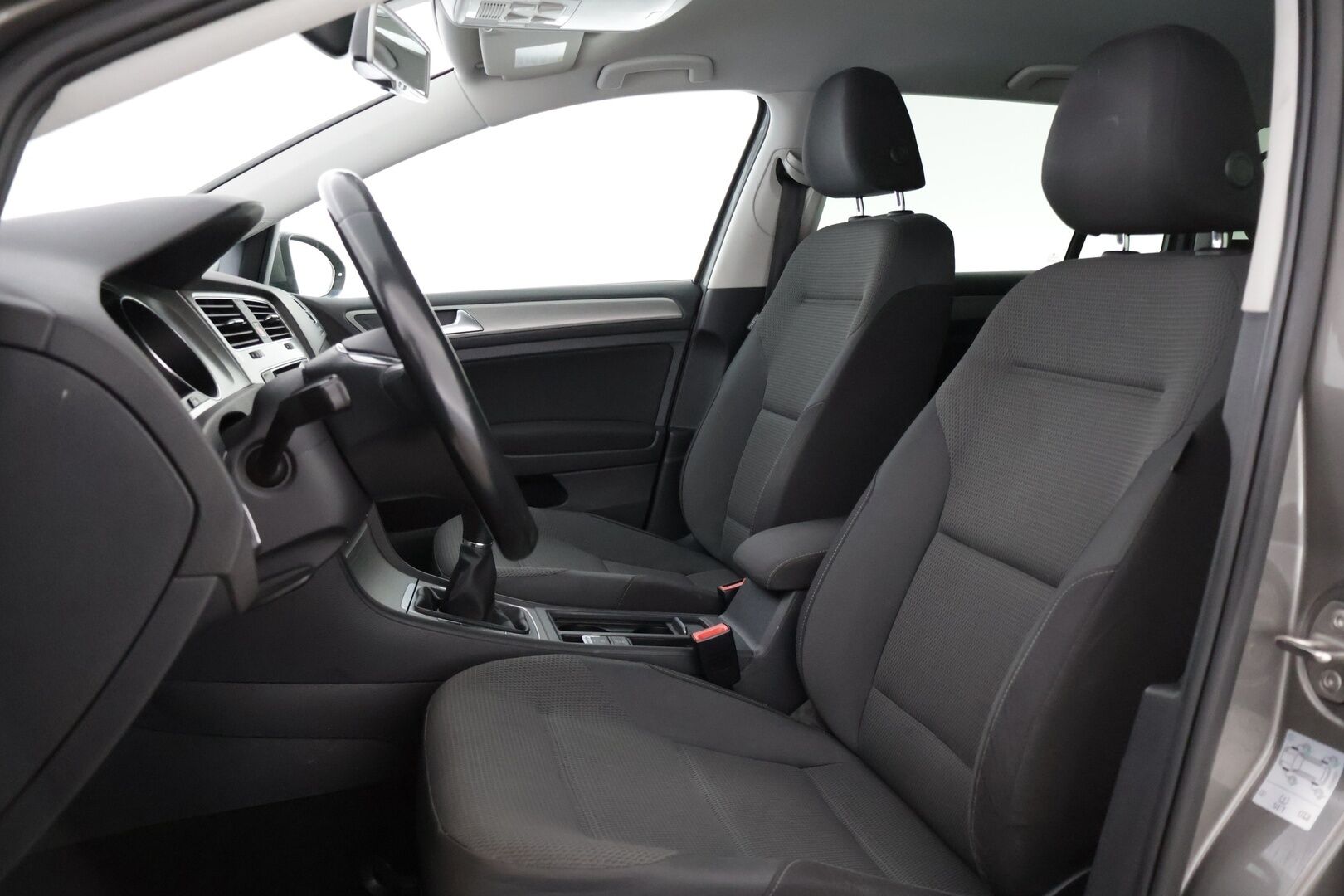 Volkswagen Golf 2014 Variant Comfortline 1,2 TSI 77 kW (105 hv) BlueMotion Technology * Webasto / Vakkari / Tutkat edessä ja takana * - * Juuri saapunut! / Suomi-auto / Kahdet renkaat omilla alumiinivanteilla! *
