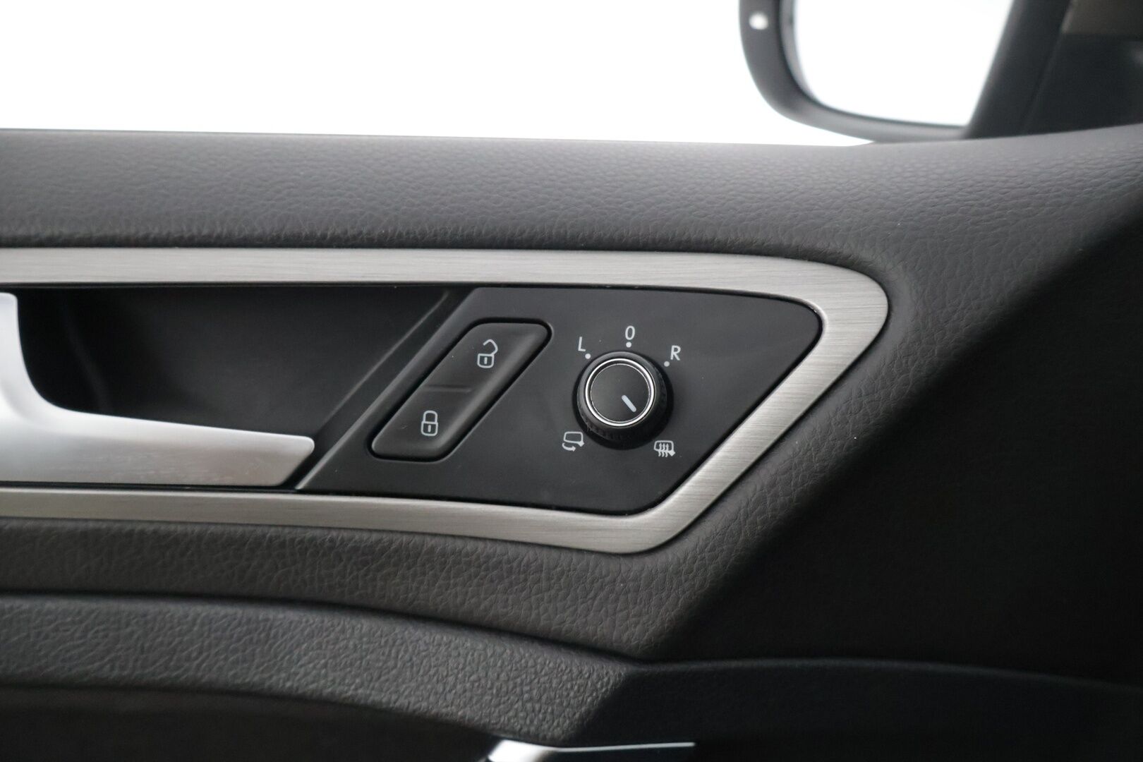 Volkswagen Golf 2014 Variant Comfortline 1,2 TSI 77 kW (105 hv) BlueMotion Technology * Webasto / Vakkari / Tutkat edessä ja takana * - * Juuri saapunut! / Suomi-auto / Kahdet renkaat omilla alumiinivanteilla! *