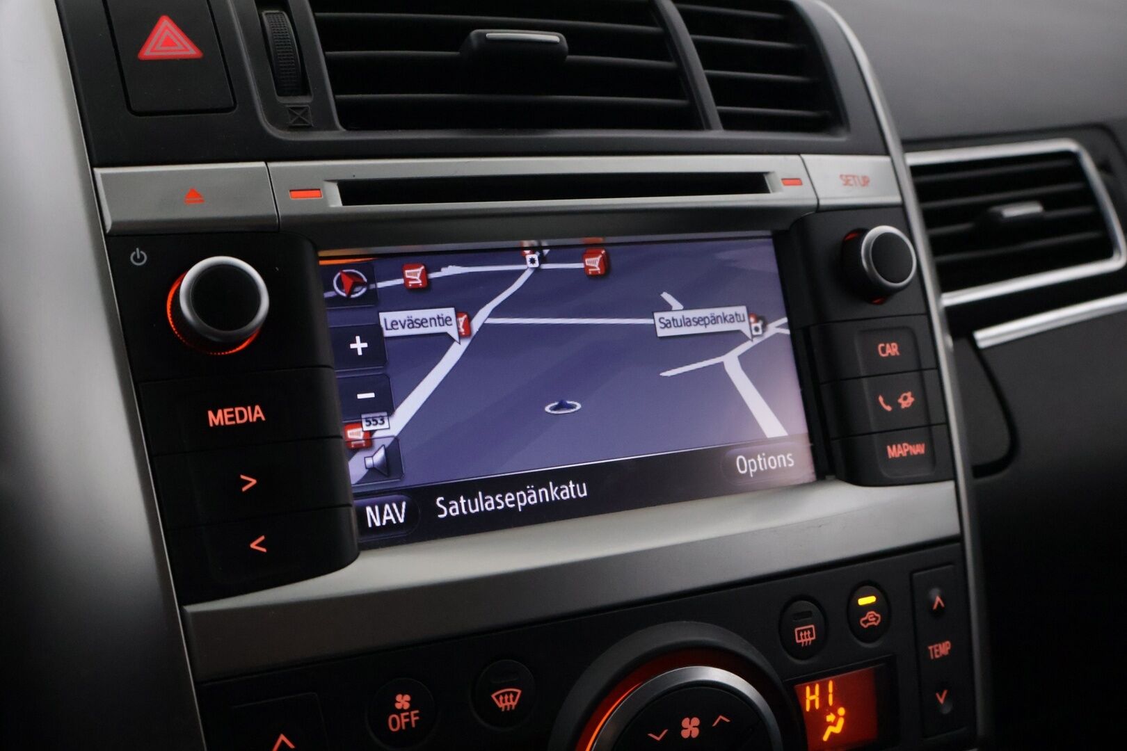 Toyota Verso 2014 1,8 Valvematic Active 7p - | Suomi-auto | Lohkolämmitin | Vakkari | Peruutuskamera | Koukku | Navi | 7-Paikkainen |