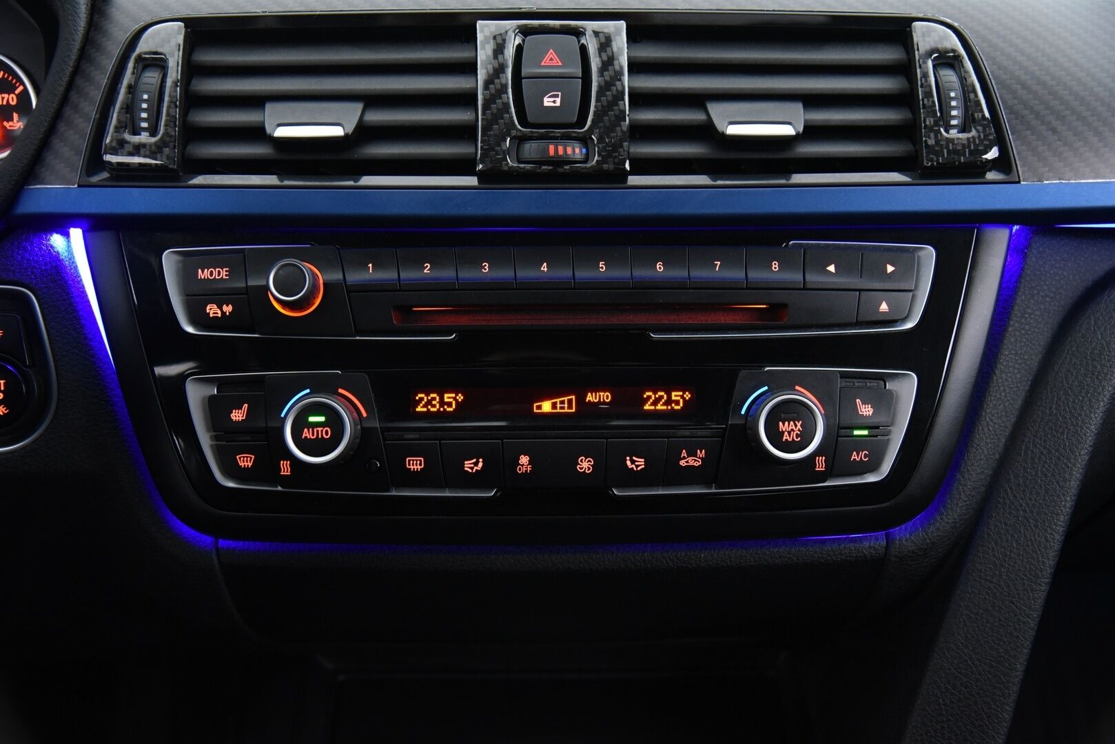 BMW 428 2014 F32 Coupe 428i TwinPower Turbo A xDrive M-Sport Aut * Koukku / P. kamera / Xenon / Vakkari / Suomi-auto * - Adaptiivinen M-alusta / Hyvällä huoltohistorialla / 2x renkaat&vanteet - HULLUT AVAJAISHULINAT KORKOTARJOUS 3,29 %