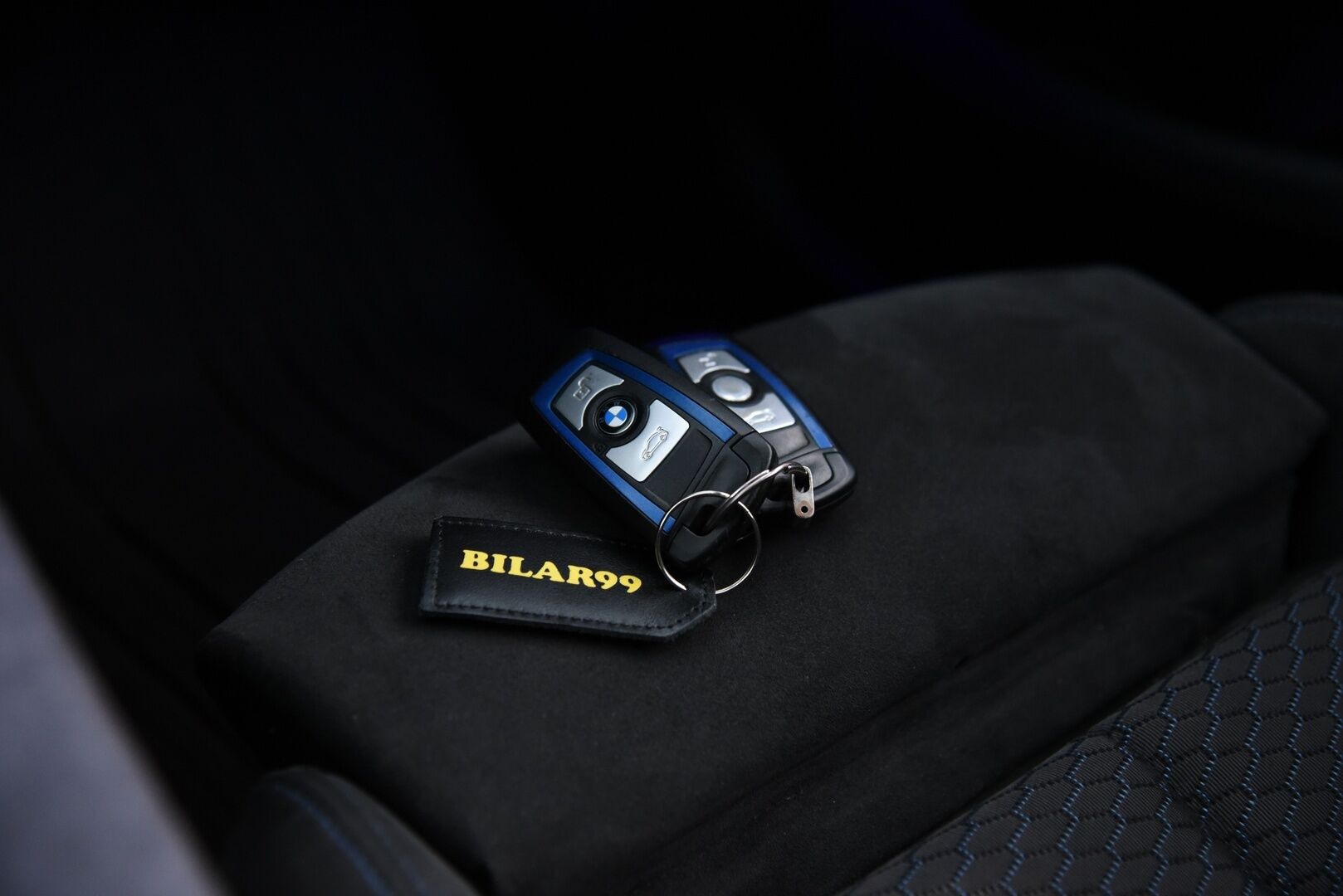 BMW 428 2014 F32 Coupe 428i TwinPower Turbo A xDrive M-Sport Aut * Koukku / P. kamera / Xenon / Vakkari / Suomi-auto * - Adaptiivinen M-alusta / Hyvällä huoltohistorialla / 2x renkaat&vanteet - HULLUT AVAJAISHULINAT KORKOTARJOUS 3,29 %