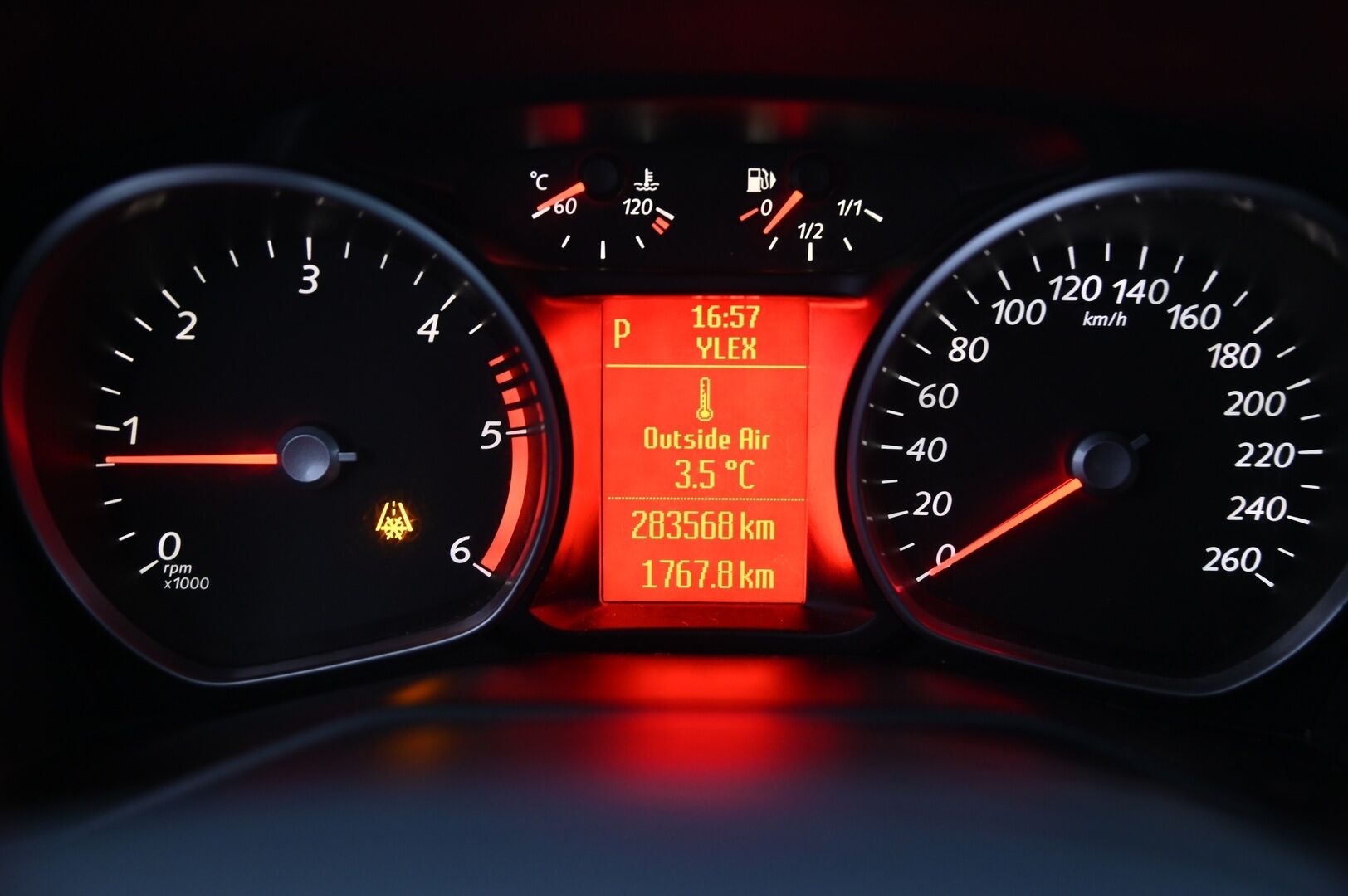 Ford Mondeo 2014 2,0 TDCi 140hv PowerShift YritysOutlet - Myydään vain yrityksille - YritysOutlet - Myydään vain yrityksille