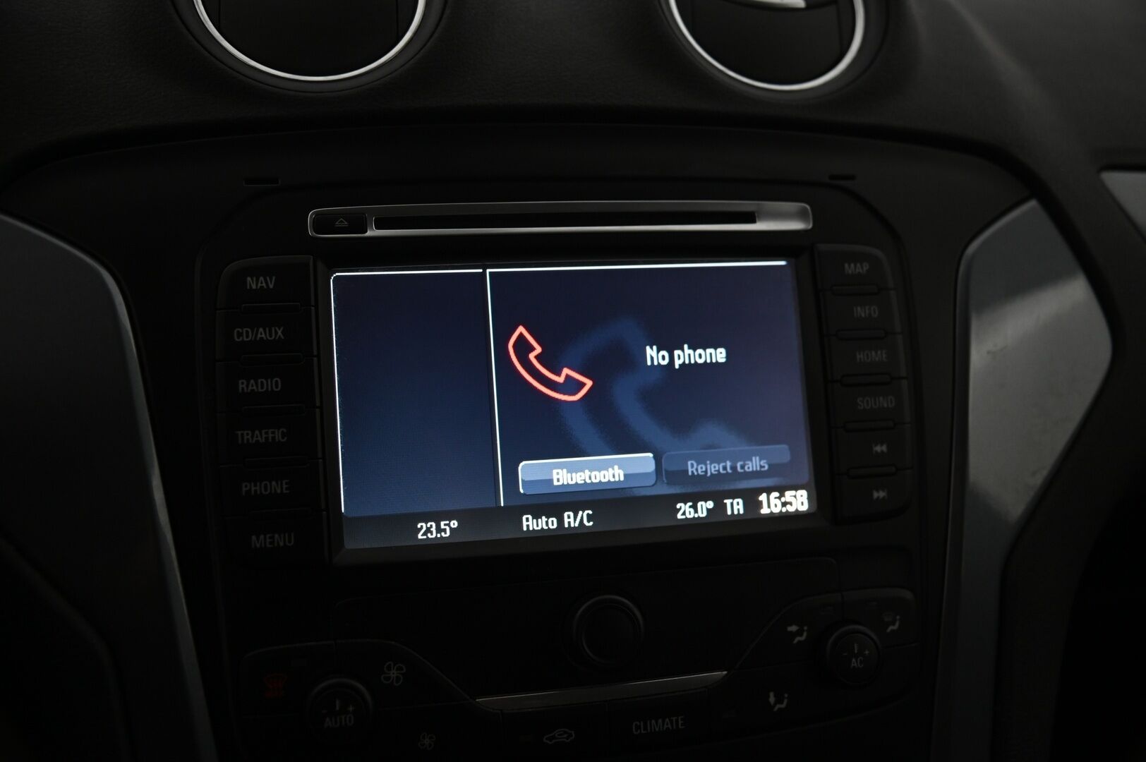 Ford Mondeo 2014 2,0 TDCi 140hv PowerShift YritysOutlet - Myydään vain yrityksille - YritysOutlet - Myydään vain yrityksille