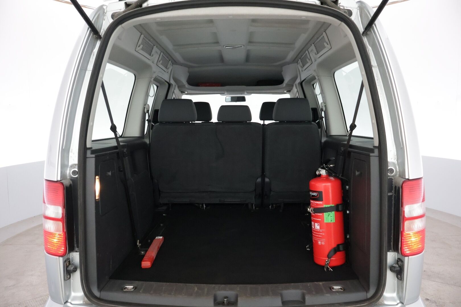 Volkswagen Caddy Maxi 2015 Trendline Family 1,6 TDI 75 kW BlueMotion Technology 7-paik **Vakkari / Lohkolämmitin / Radio / Penkinlämmittimet** - 1.Om Suomi-auto / Ilmainen kotiintoimitus